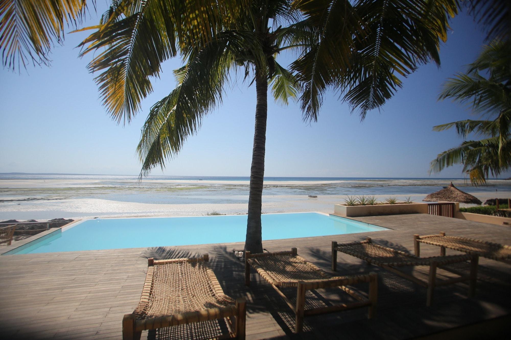 Instalaciones Recreativas Kirimizi - Hotel & Restaurante