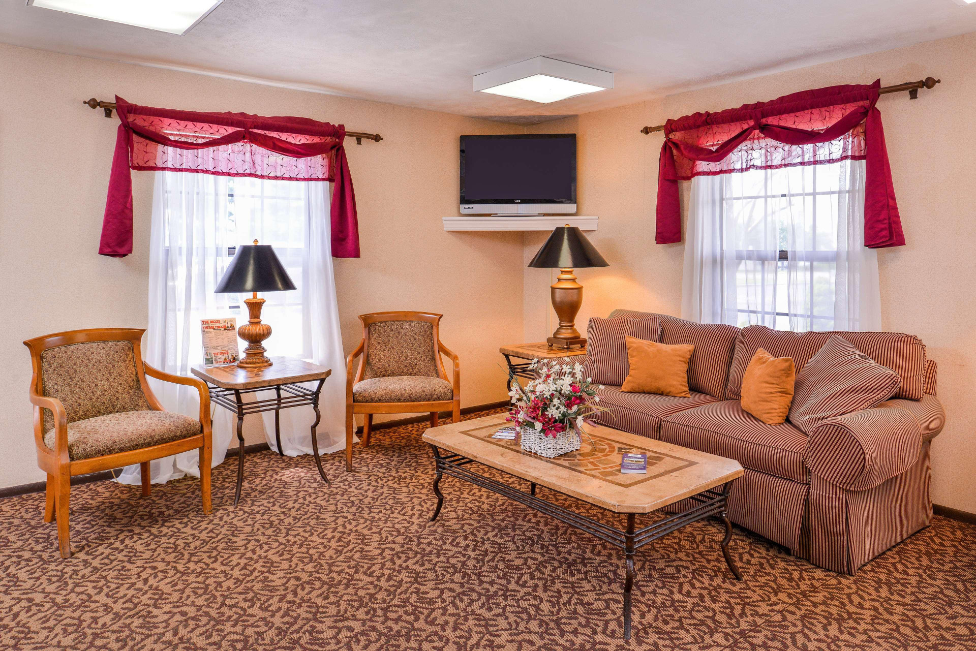 Vista Lobby Americas Best Value Inn Alliance