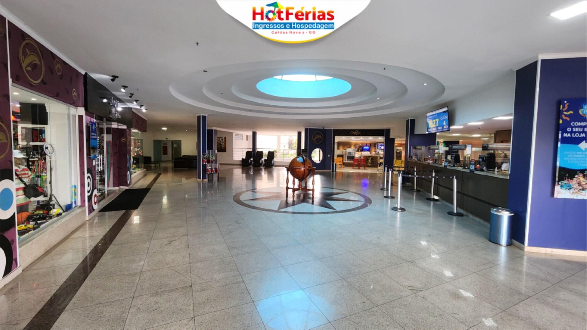Vista Lobby Golden Dolphin GrandHotel - Piscinas 24h
