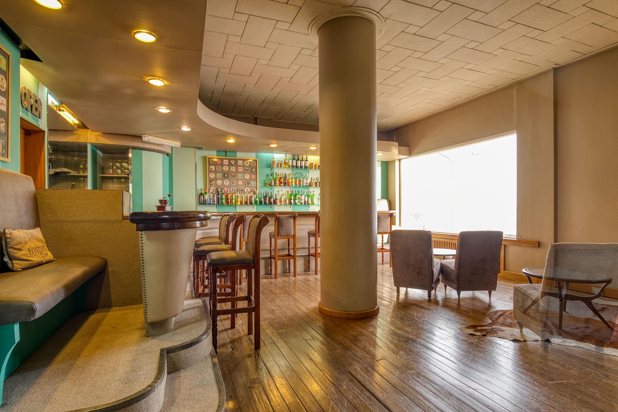 Bar/Salón Hotel Tres Reyes Bariloche