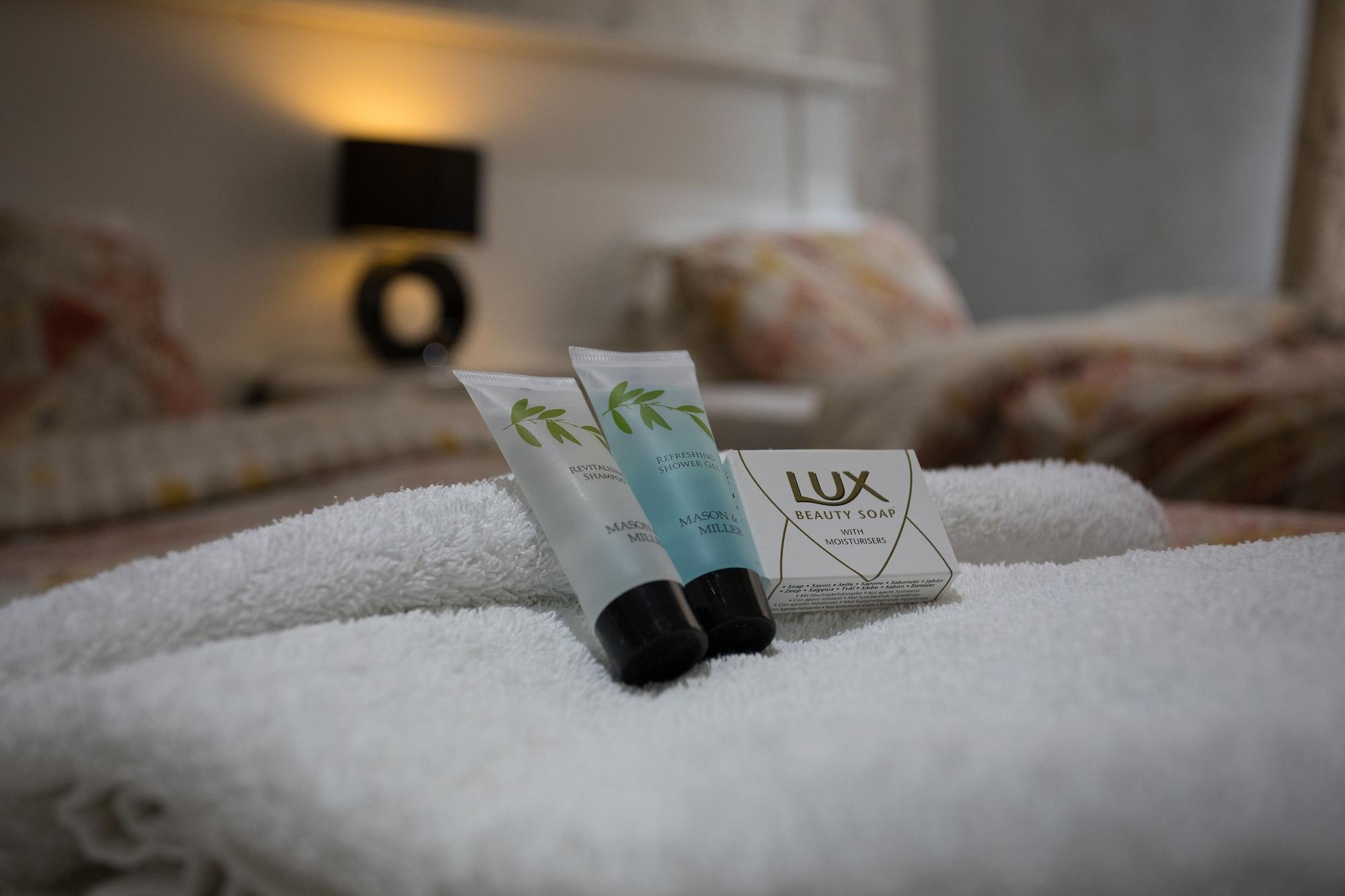 Equipamiento de Habitación High Bank Hotel