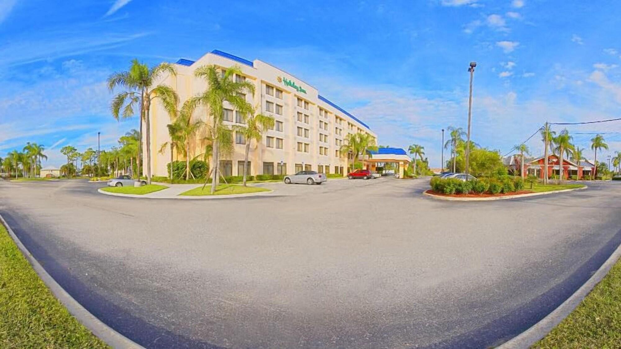Vista Exterior Holiday Inn Port St. Lucie by IHG