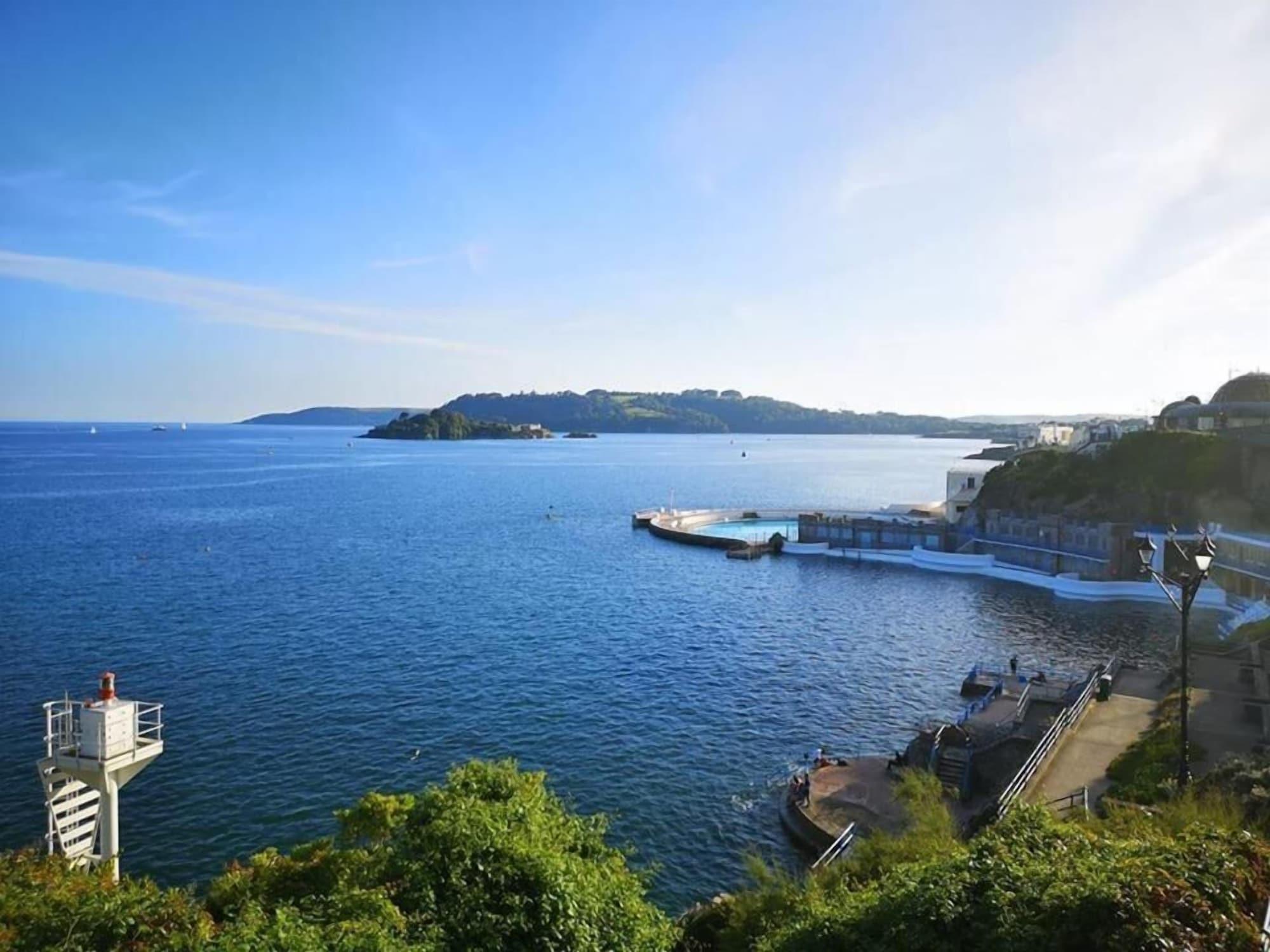 Playa The Retreat Guest House on Plymouth Hoe