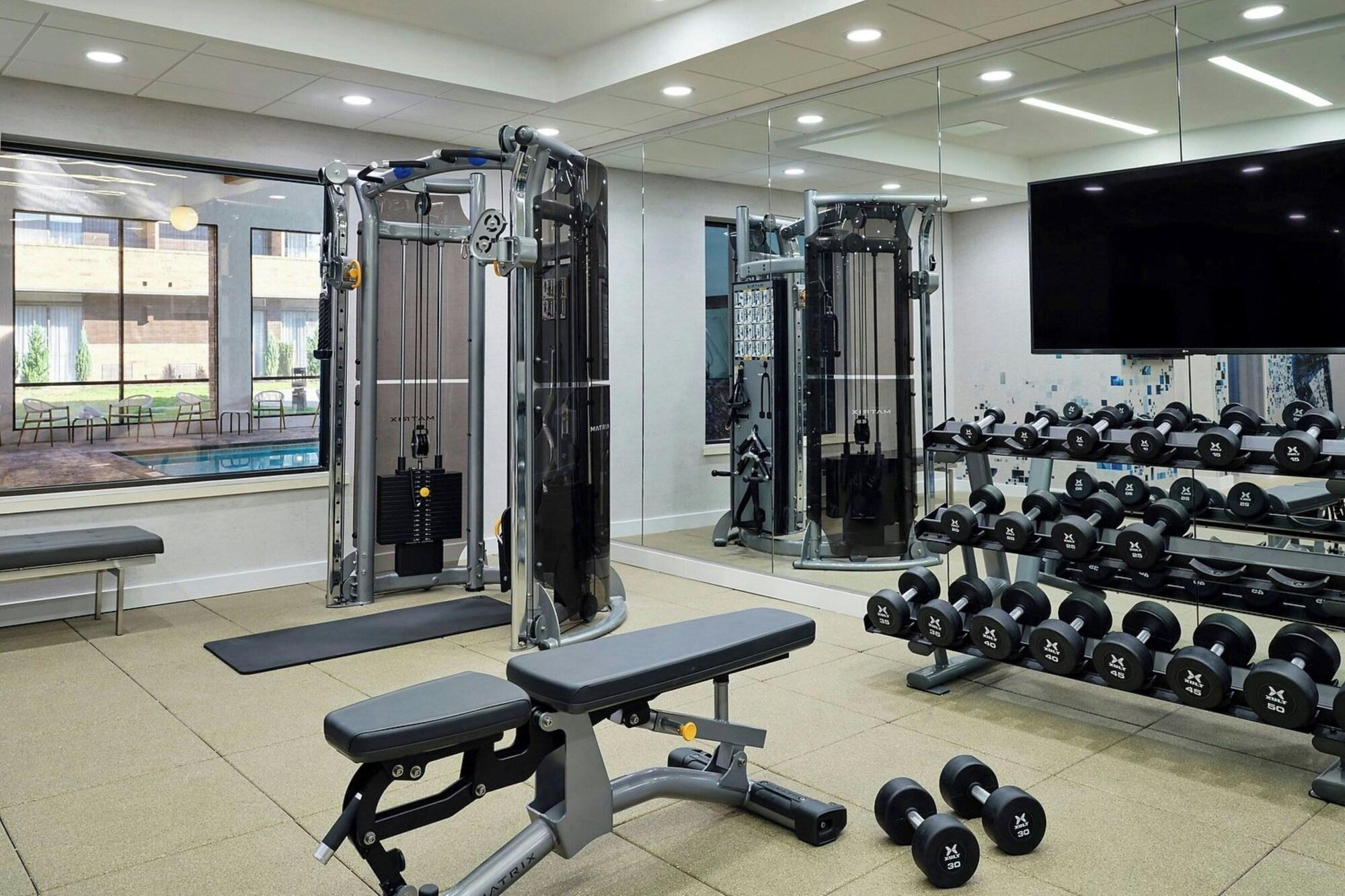 Gimnasio Sheraton Grand Rapids Airport Hotel