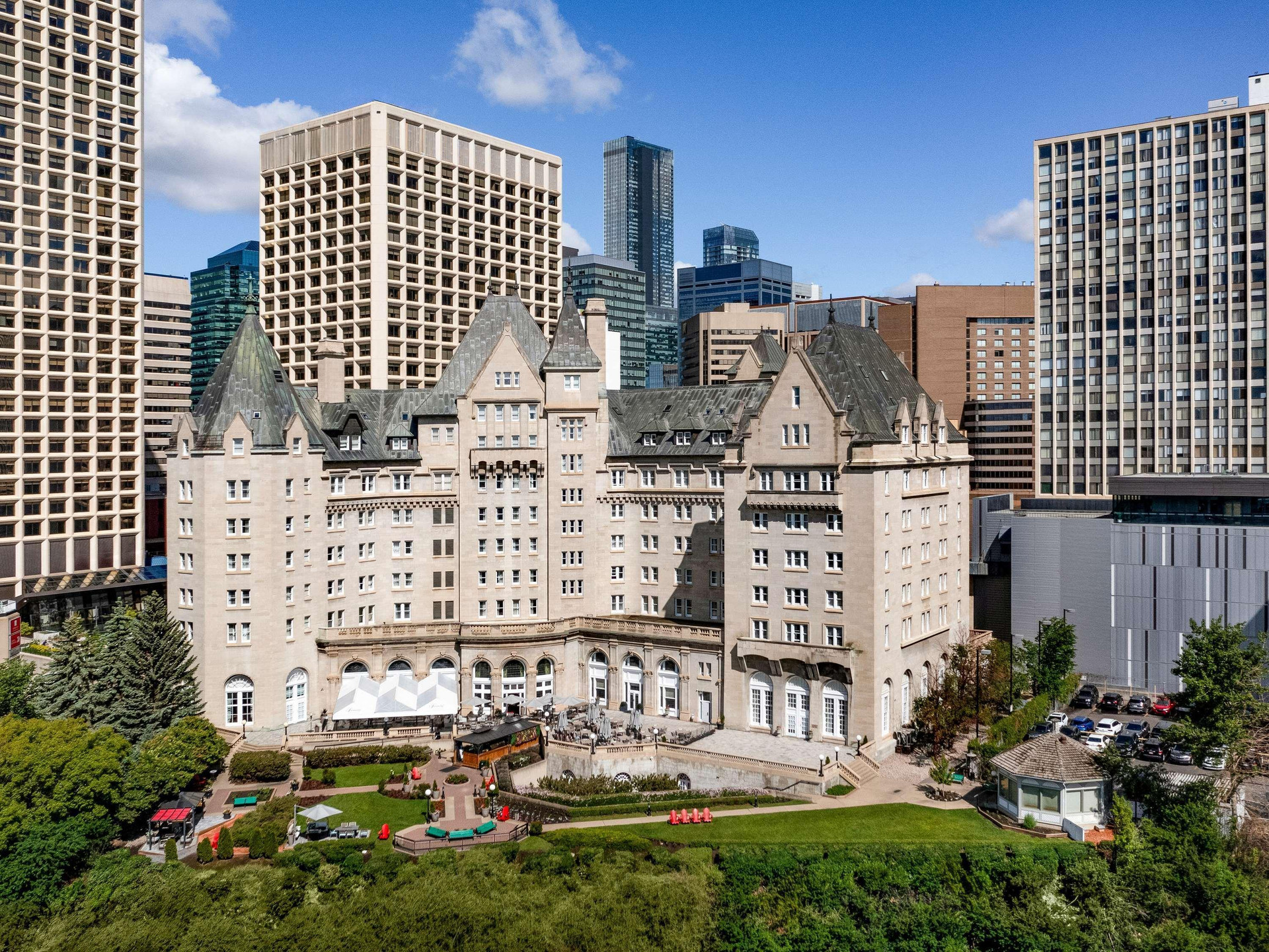 Vista Exterior Fairmont Hotel Macdonald