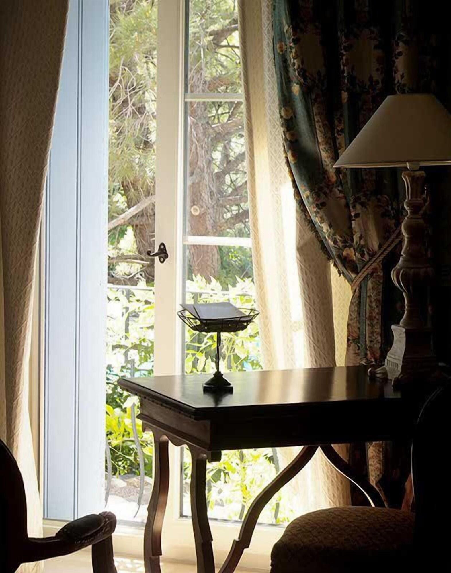 Set de Habitación Hotel du Mas de la Chapelle