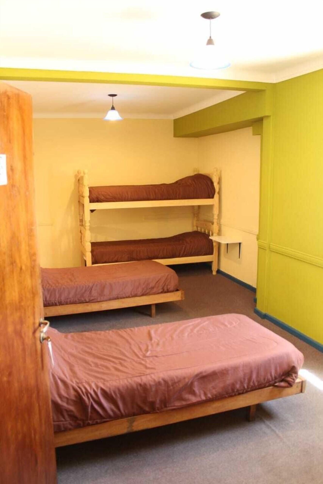 Varios Hostel Arrayan