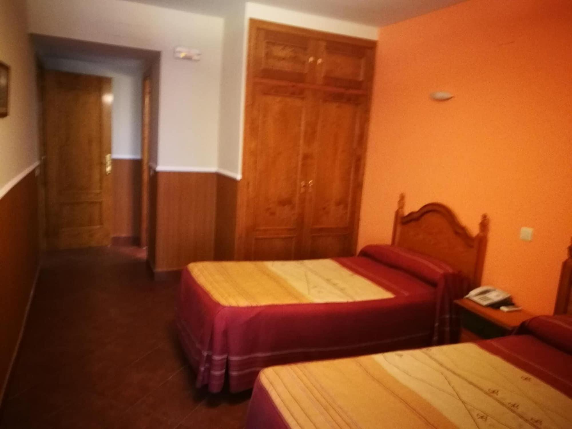 Habitación Hostal Hueso