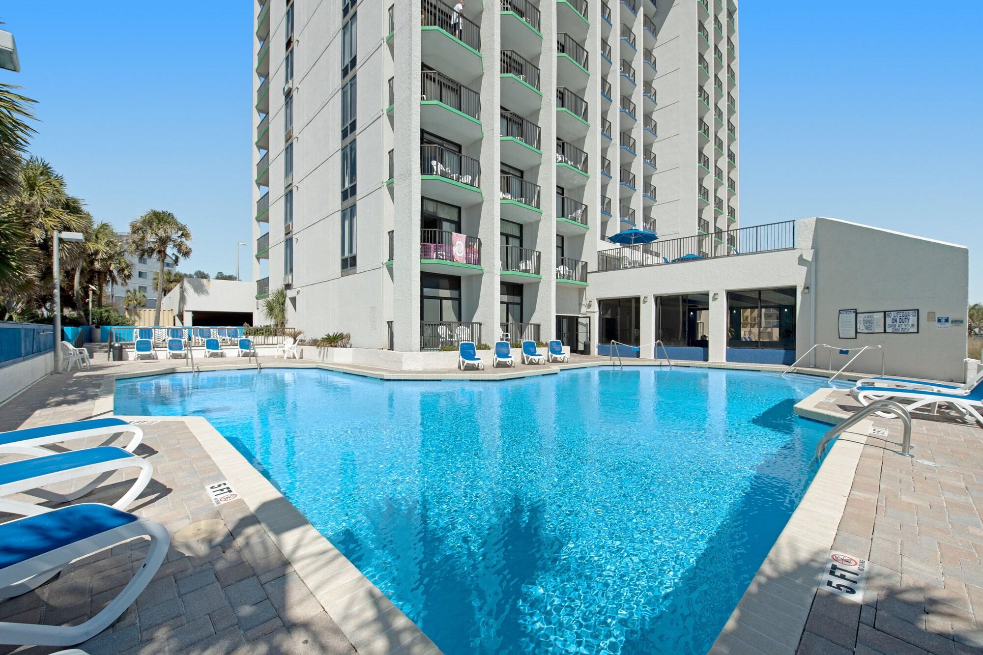 Vista Piscina Ocean Park Resort