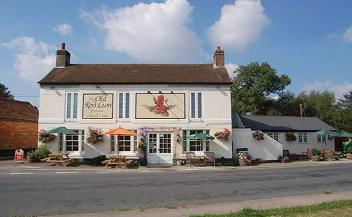 Vista Exterior The Old Red Lion