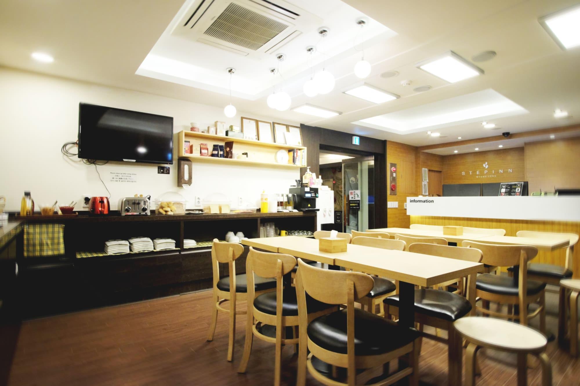 Vista Lobby Step Inn Myeongdong 1