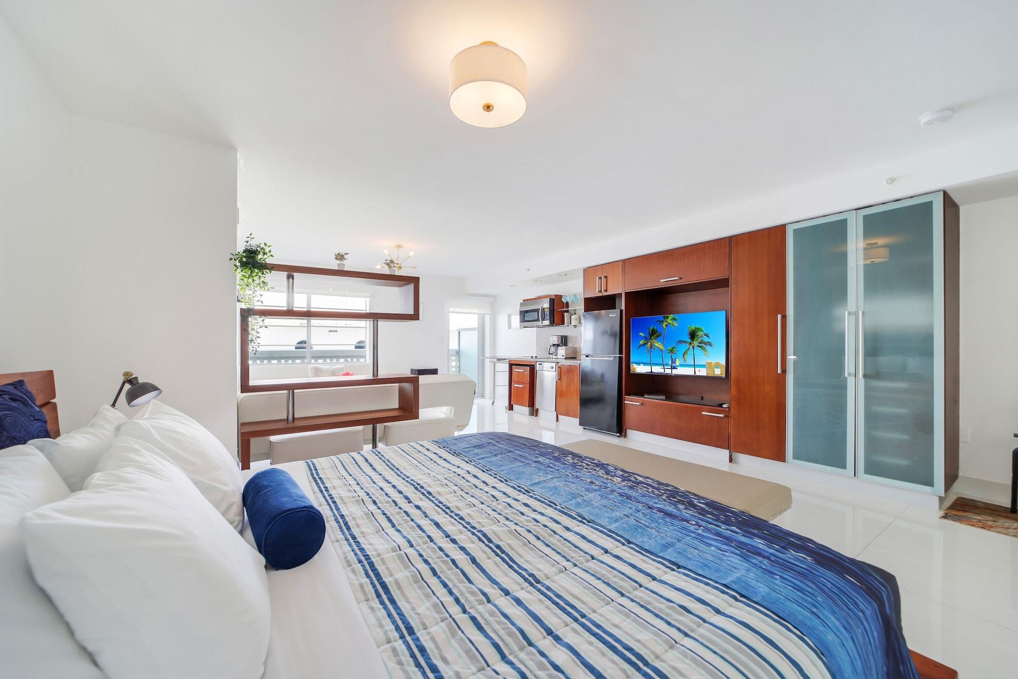 Habitación Strand Ocean Drive Suites
