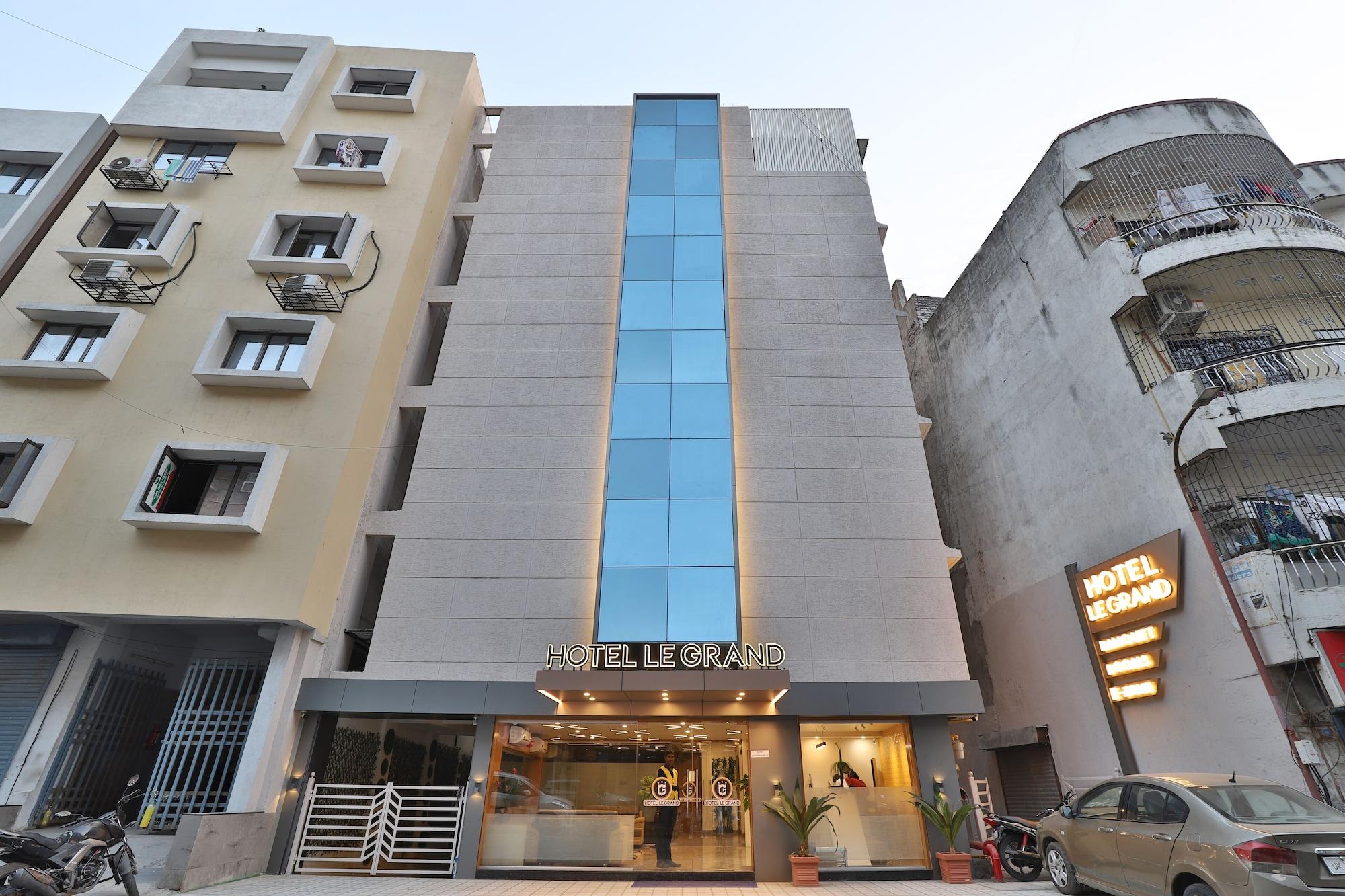 Vista Exterior Hotel Le Grand
