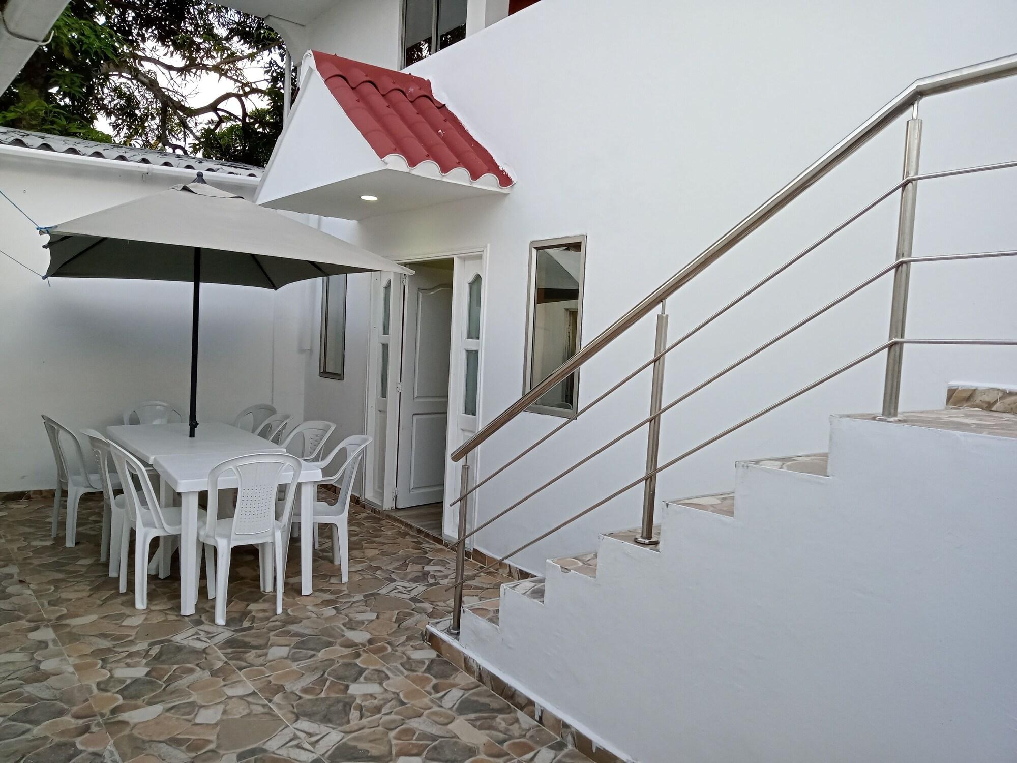 Equipamiento de Habitación CC House Cartagena