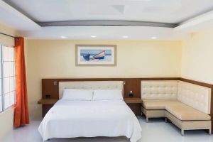Paquete - IslaRita Stays - spacious studio near Eagle Beach