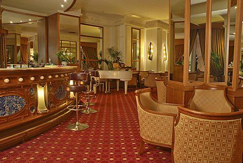 Bar/lounge Grand Hotel La Pace