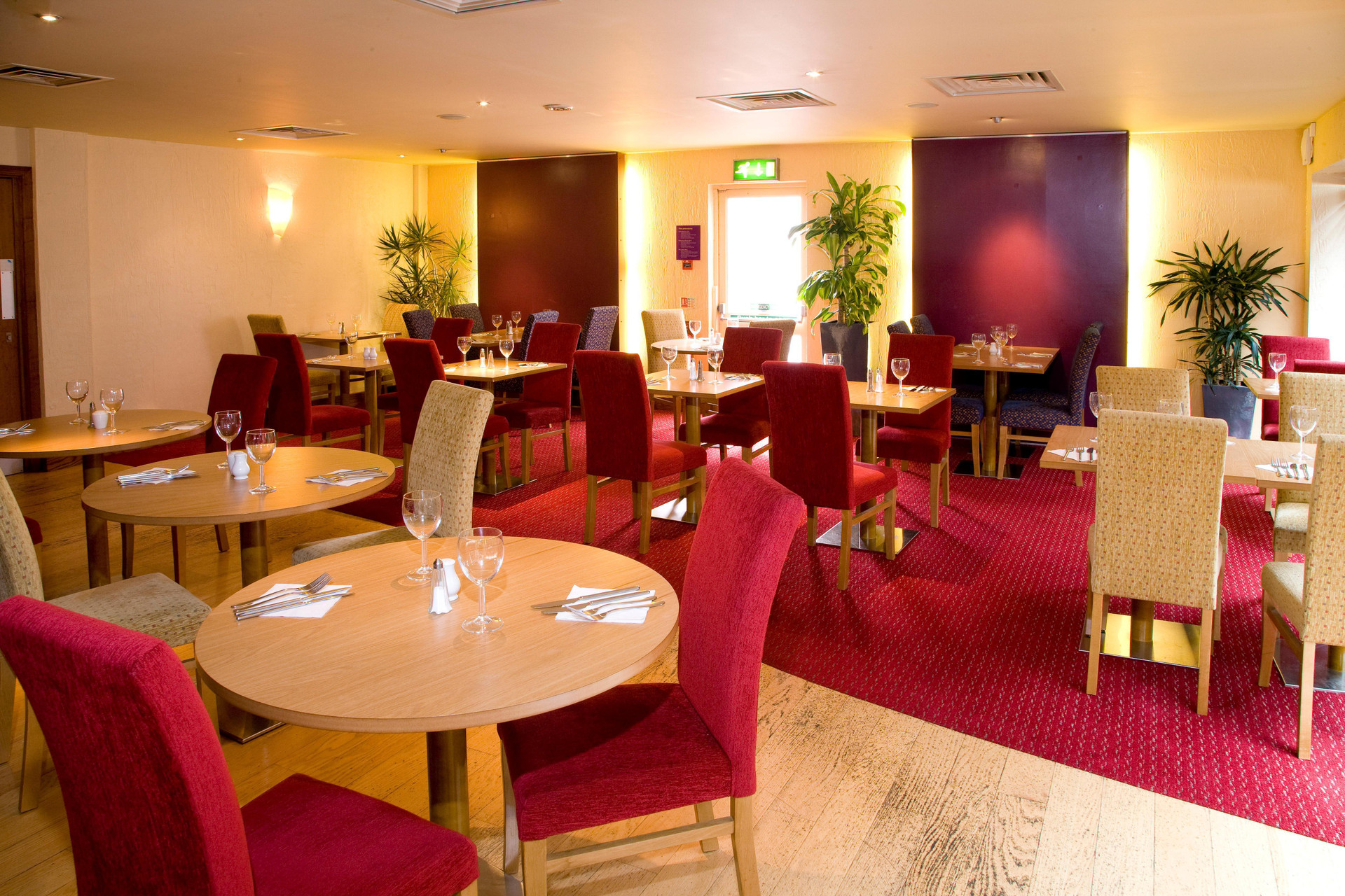 Restaurant Premier Inn Watford Central