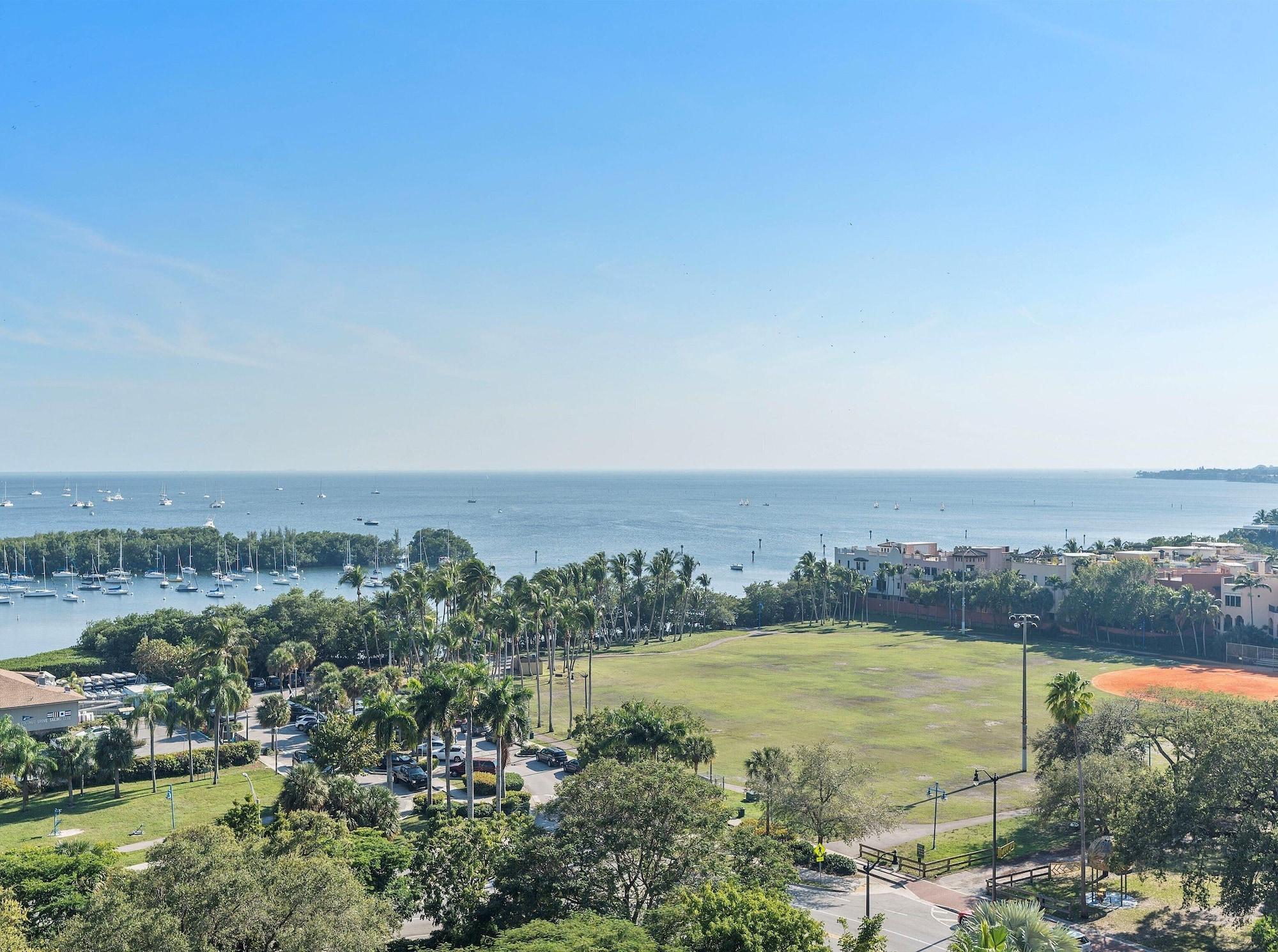 Playa Miami Vacation Rentals - Coconut Grove