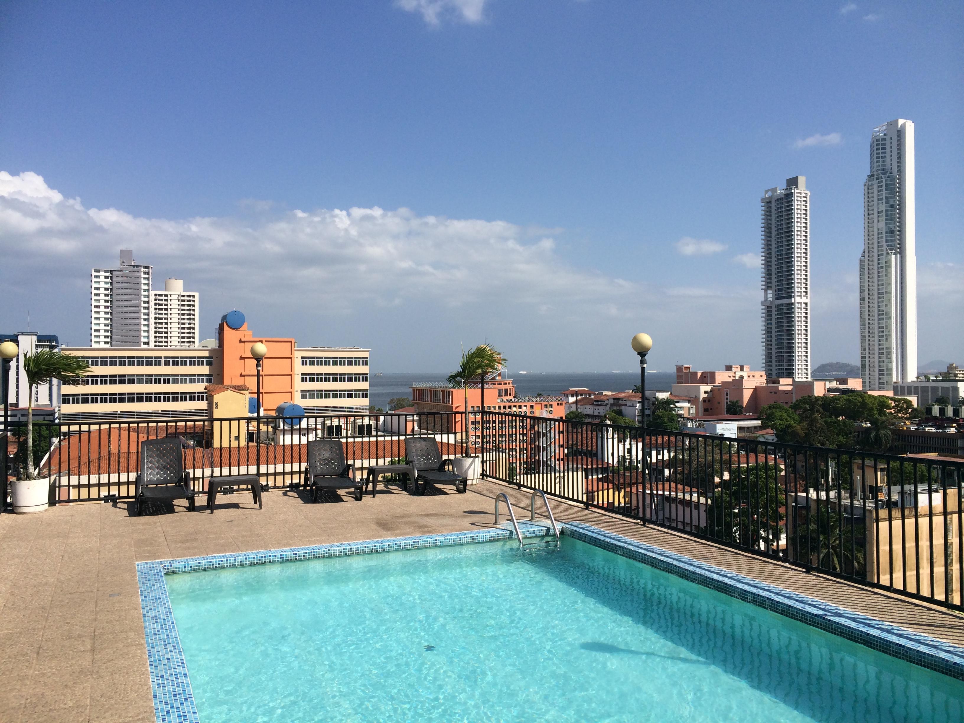 Vista Piscina Hotel Costa Inn