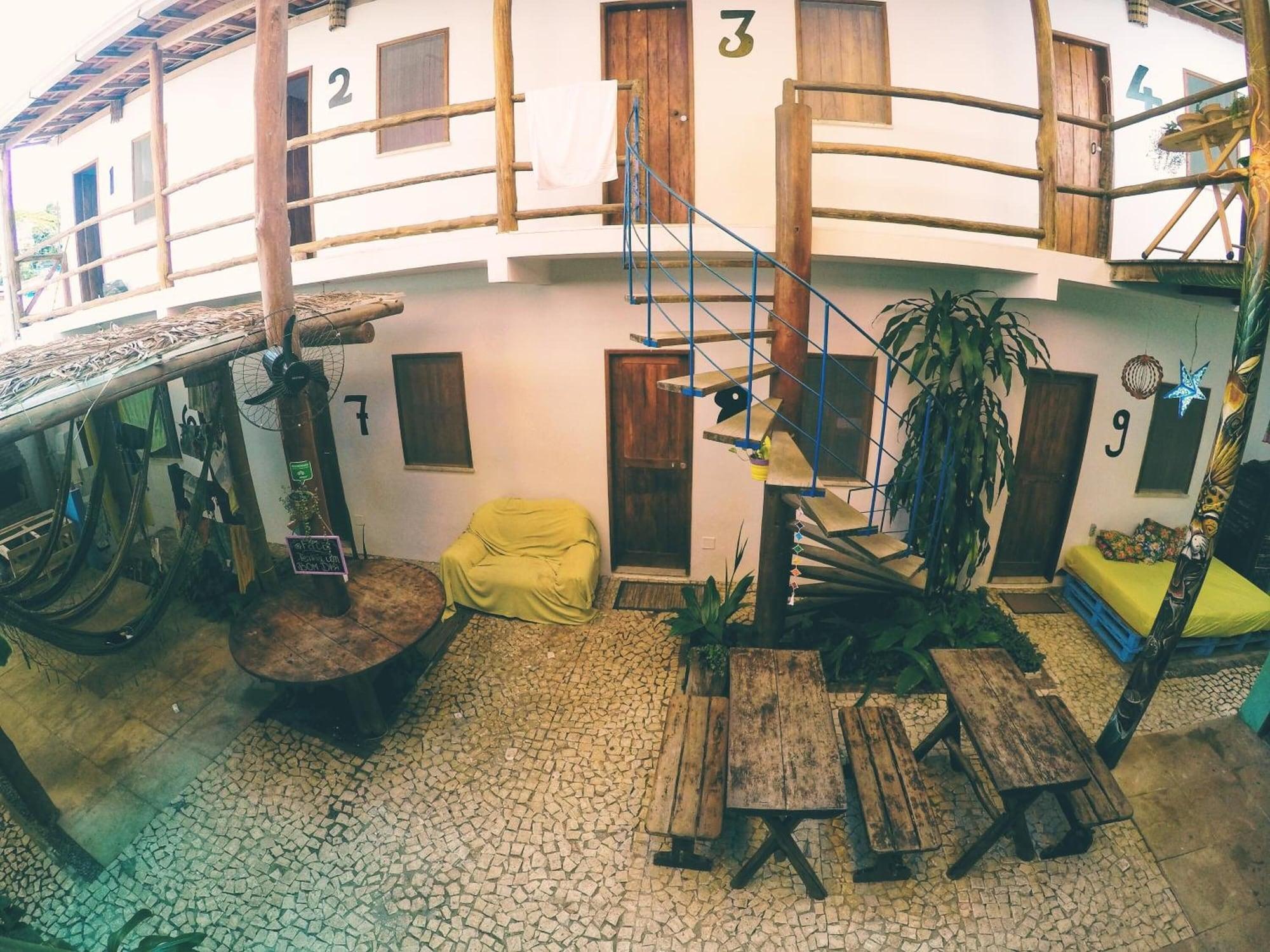 Vista Exterior Buddy's Hostel e Pousada