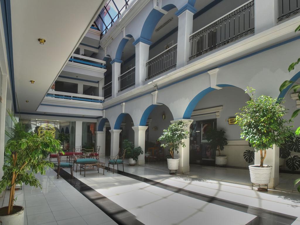 Vista Exterior Hotel Luz Palace