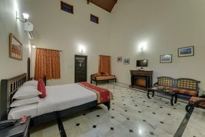 Alojamiento - Champaner Heritage Resort