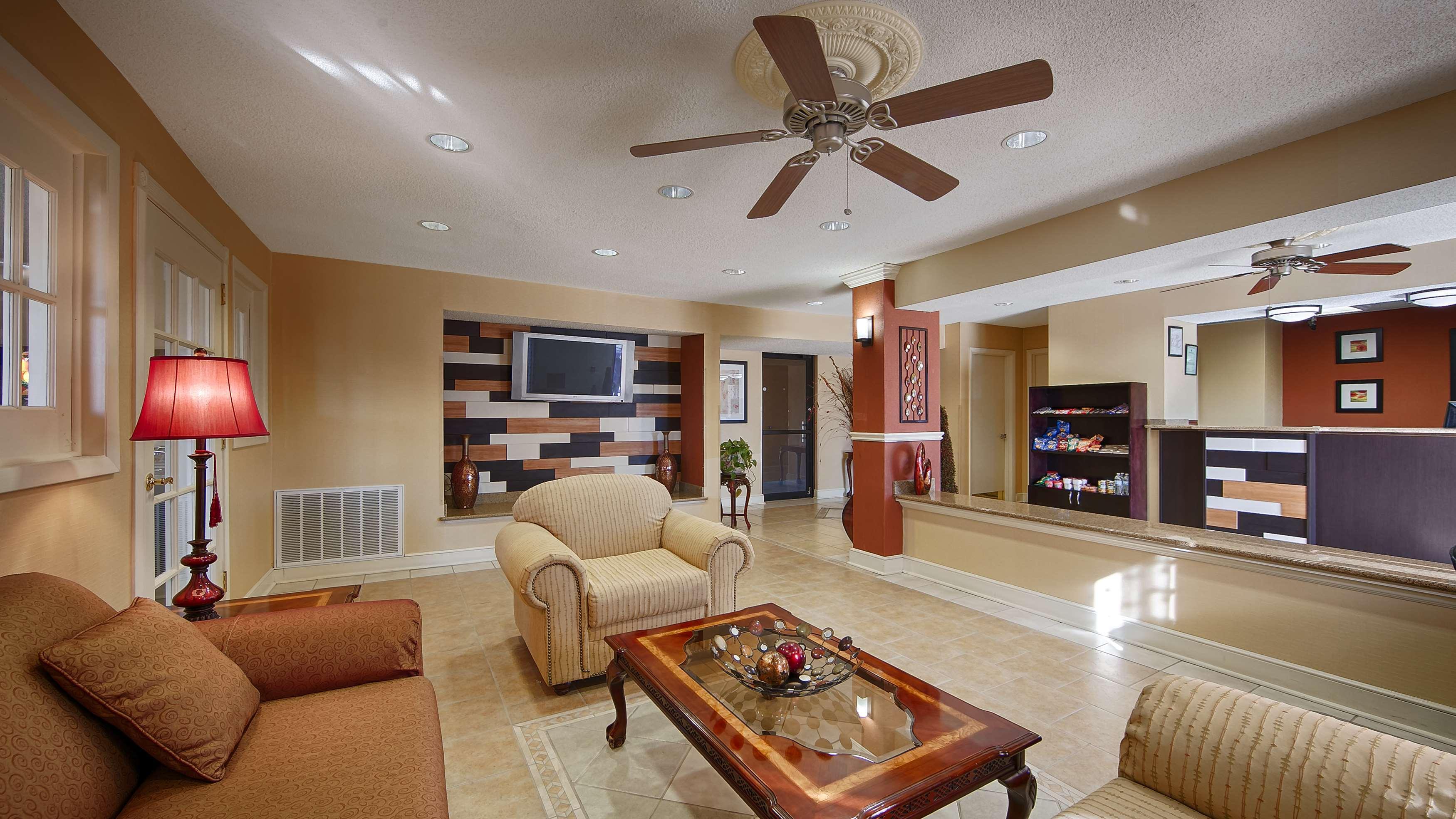 Vista Exterior Best Western Greenville Inn