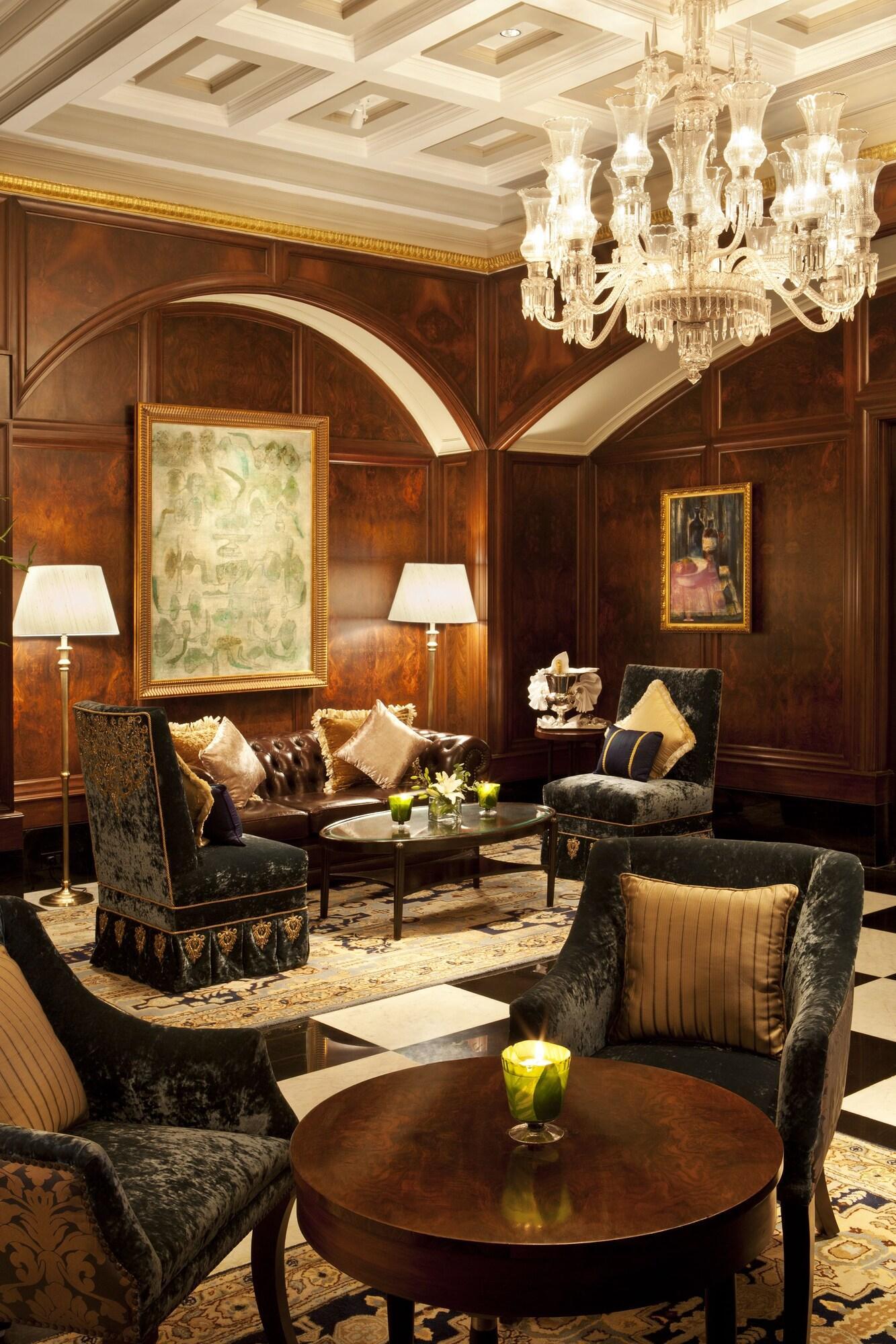 Vista Lobby The Taj Mahal Palace Mumbai