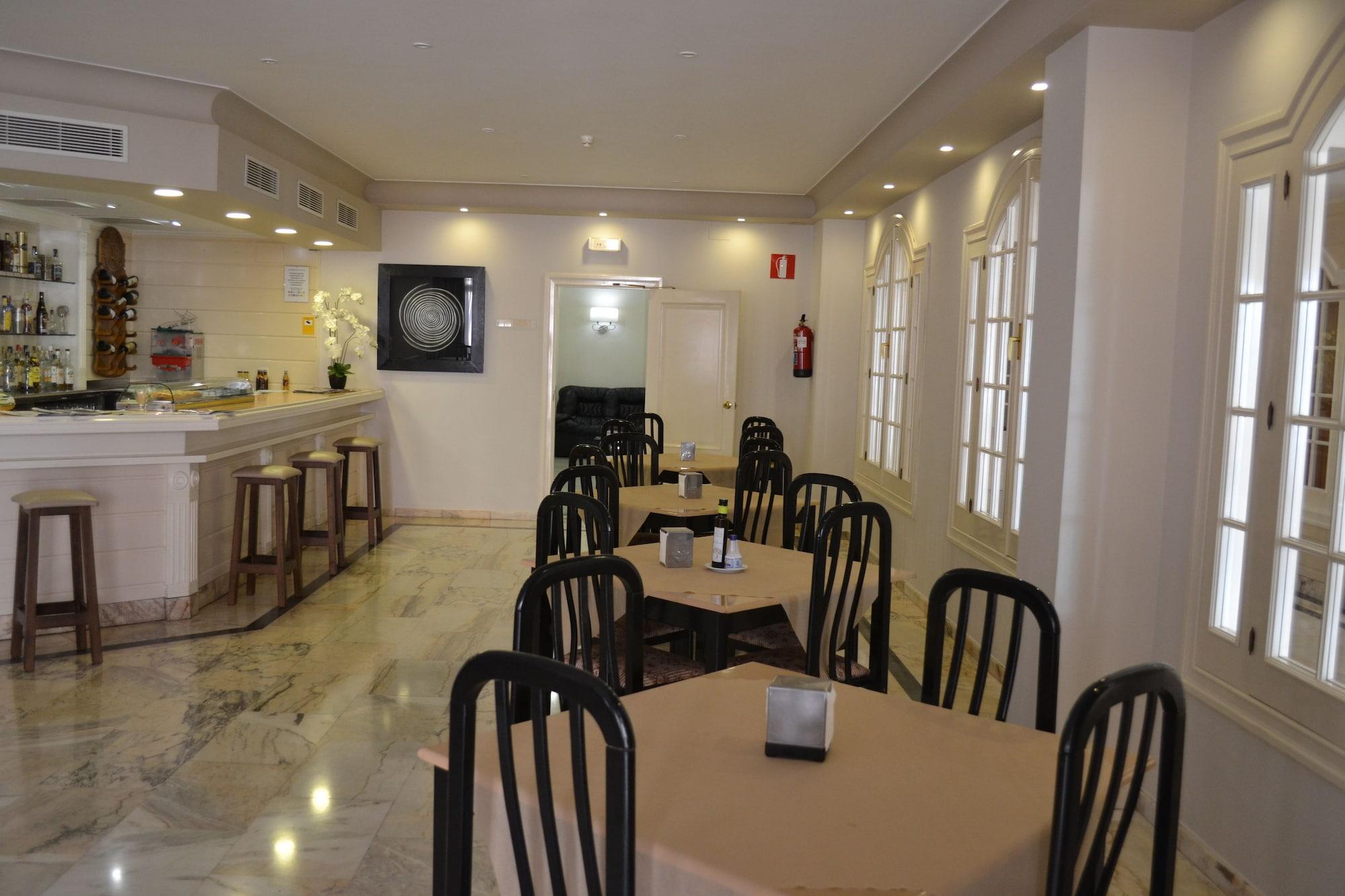 Bar/Salón Hotel Ramomar