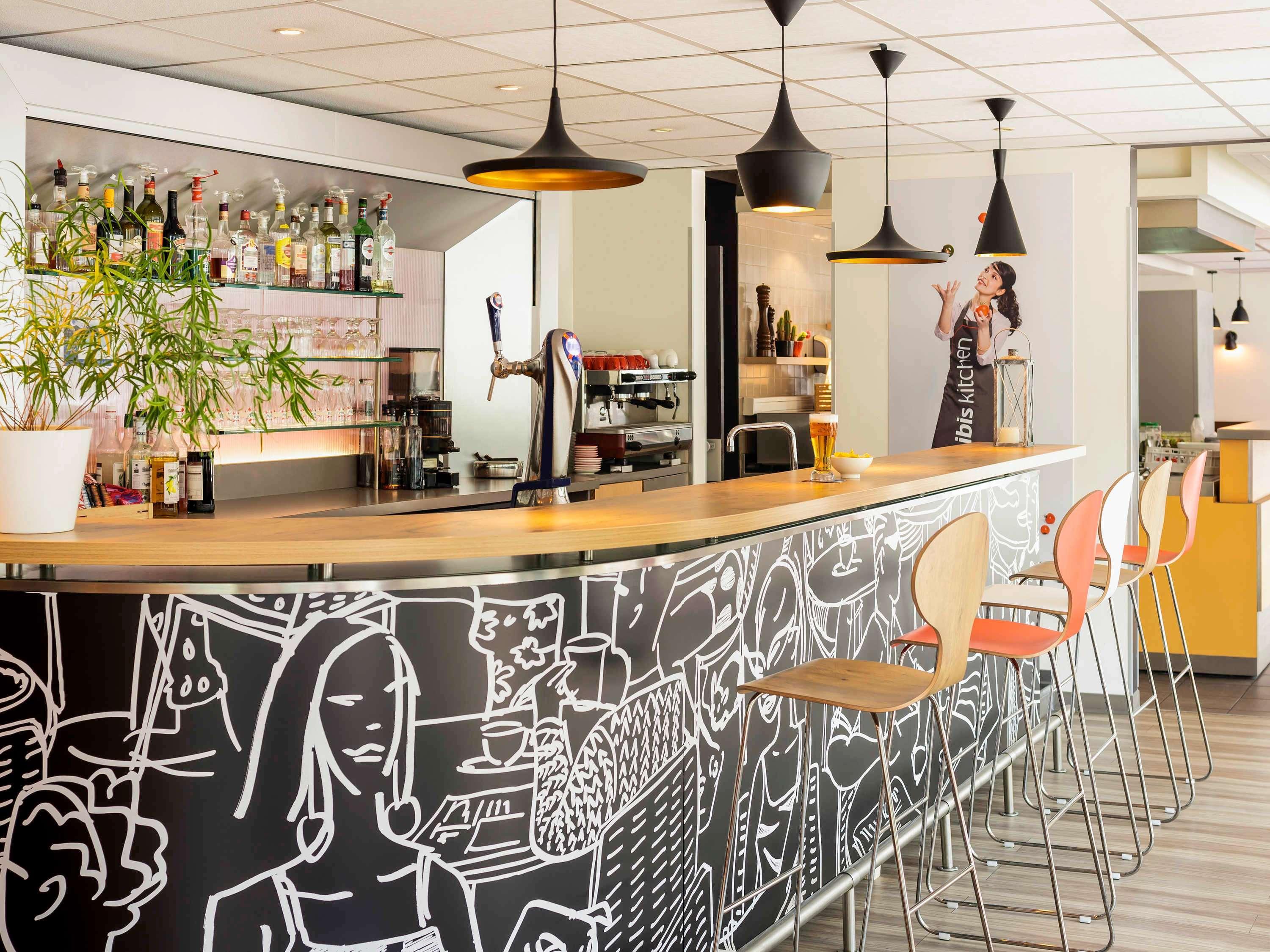 Vista Exterior ibis Marne La Vallee Emerainville