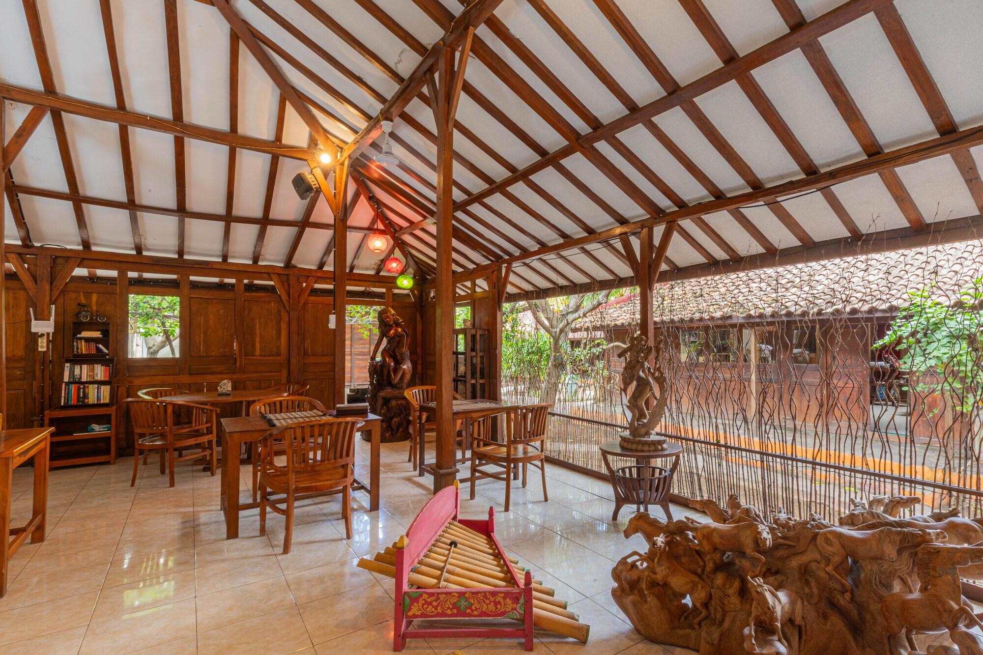 Vista Lobby Omah Gili Hotel