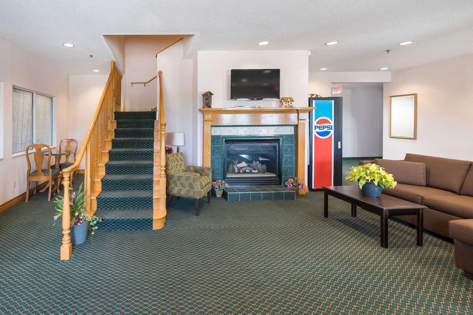 Vista Lobby Rodeway Inn Urbana Champaign University Area