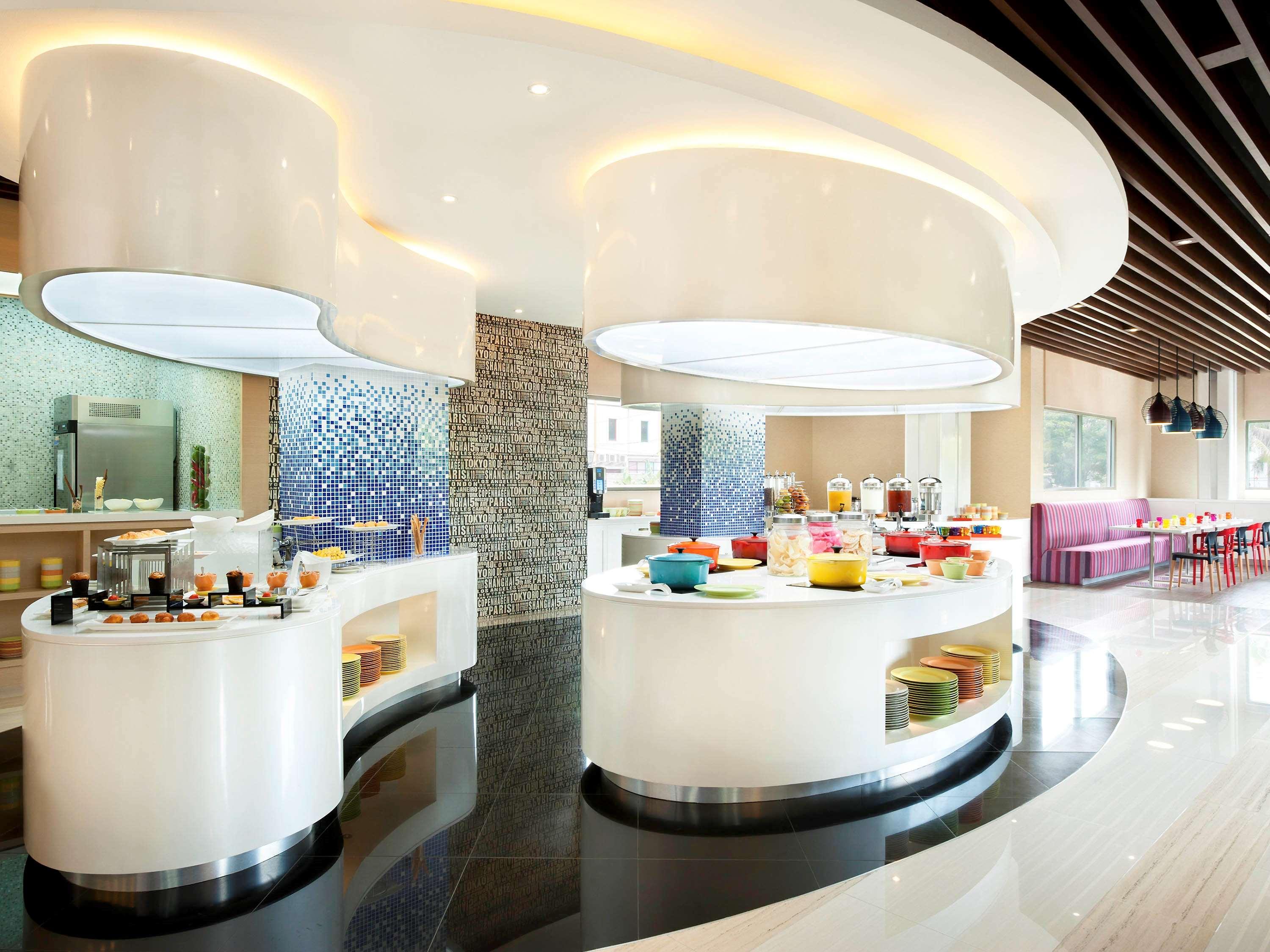 Restaurant ibis Styles Jakarta Airport
