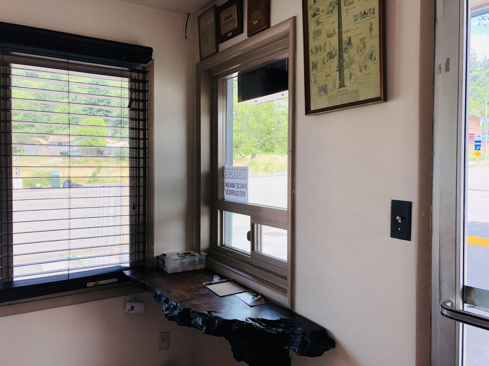 Vista Lobby Motel Garberville