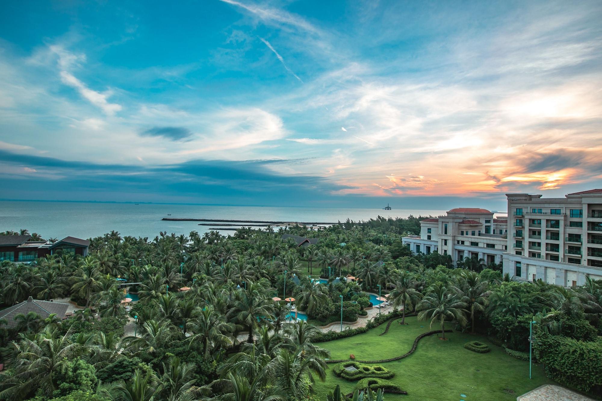 Vista Exterior Grand Hotel Haikou (Managed by Accor)