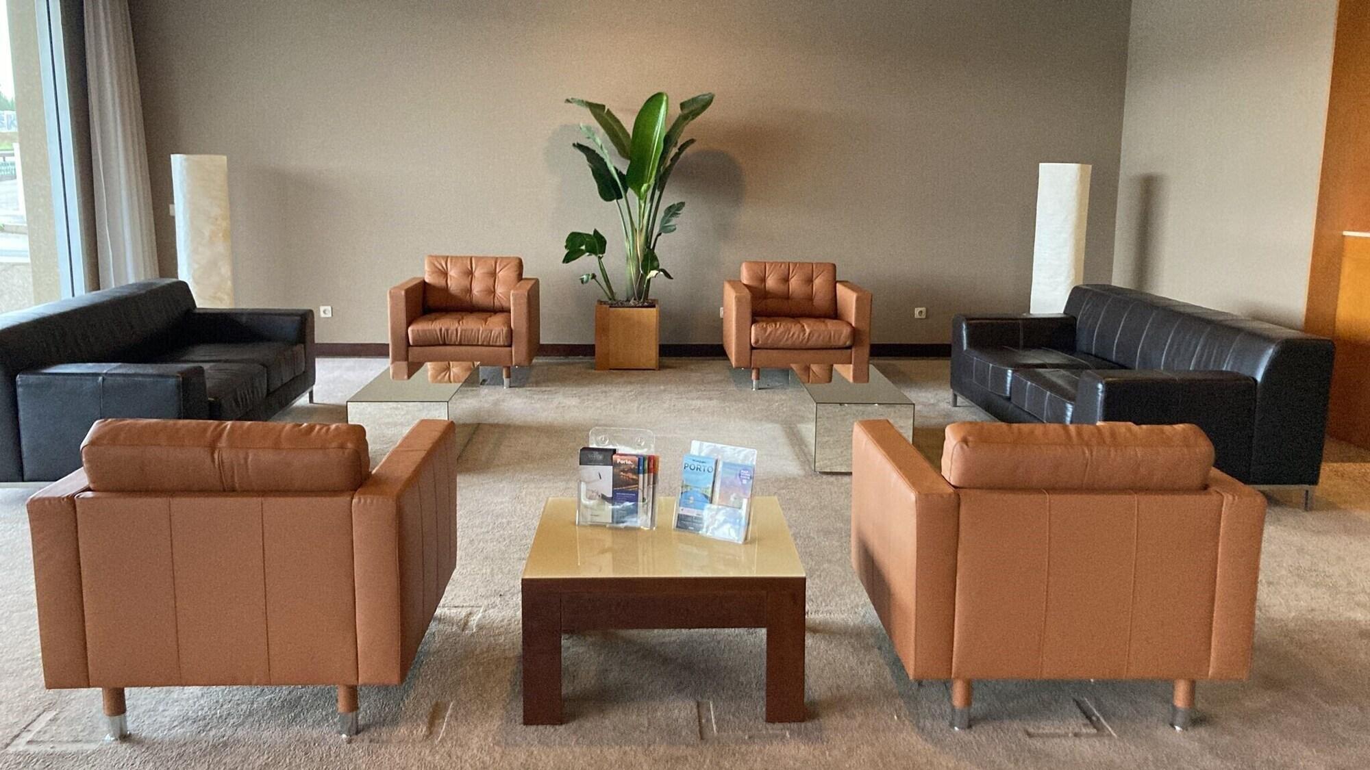 Vista Lobby Hotel Via Norte