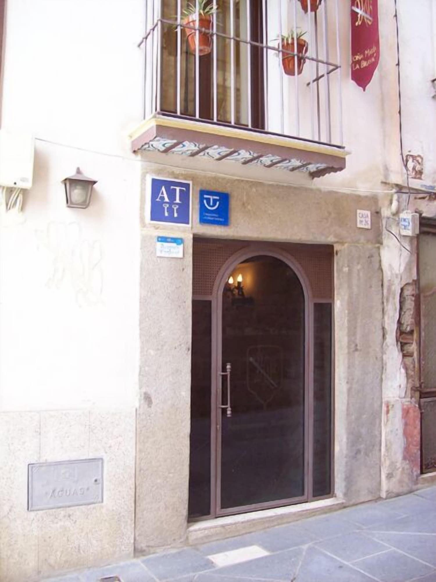 Vista Exterior Apartamentos Turísticos Doña María la Brava