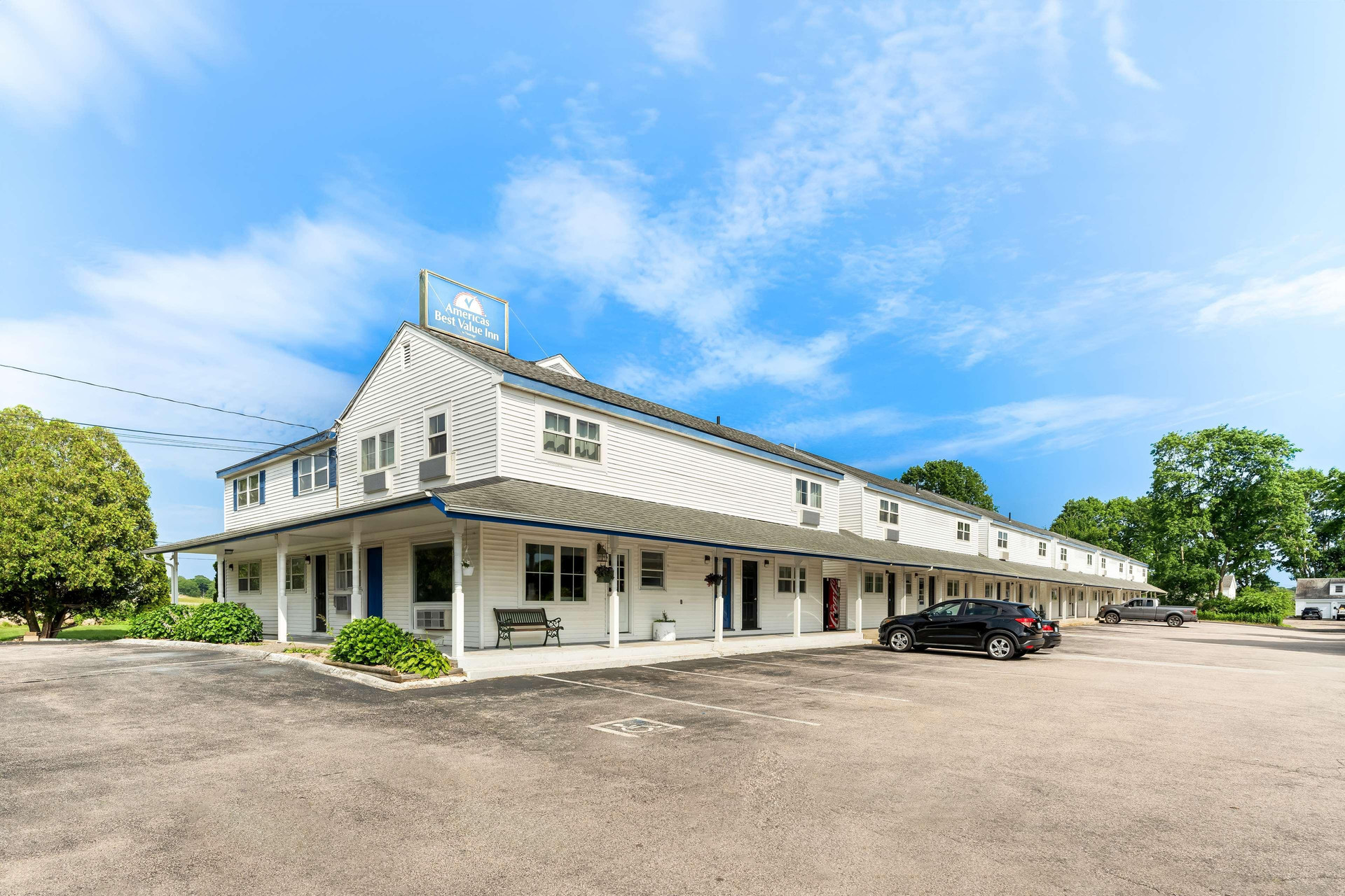 Varios Americas Best Value Inn Stonington Mystic