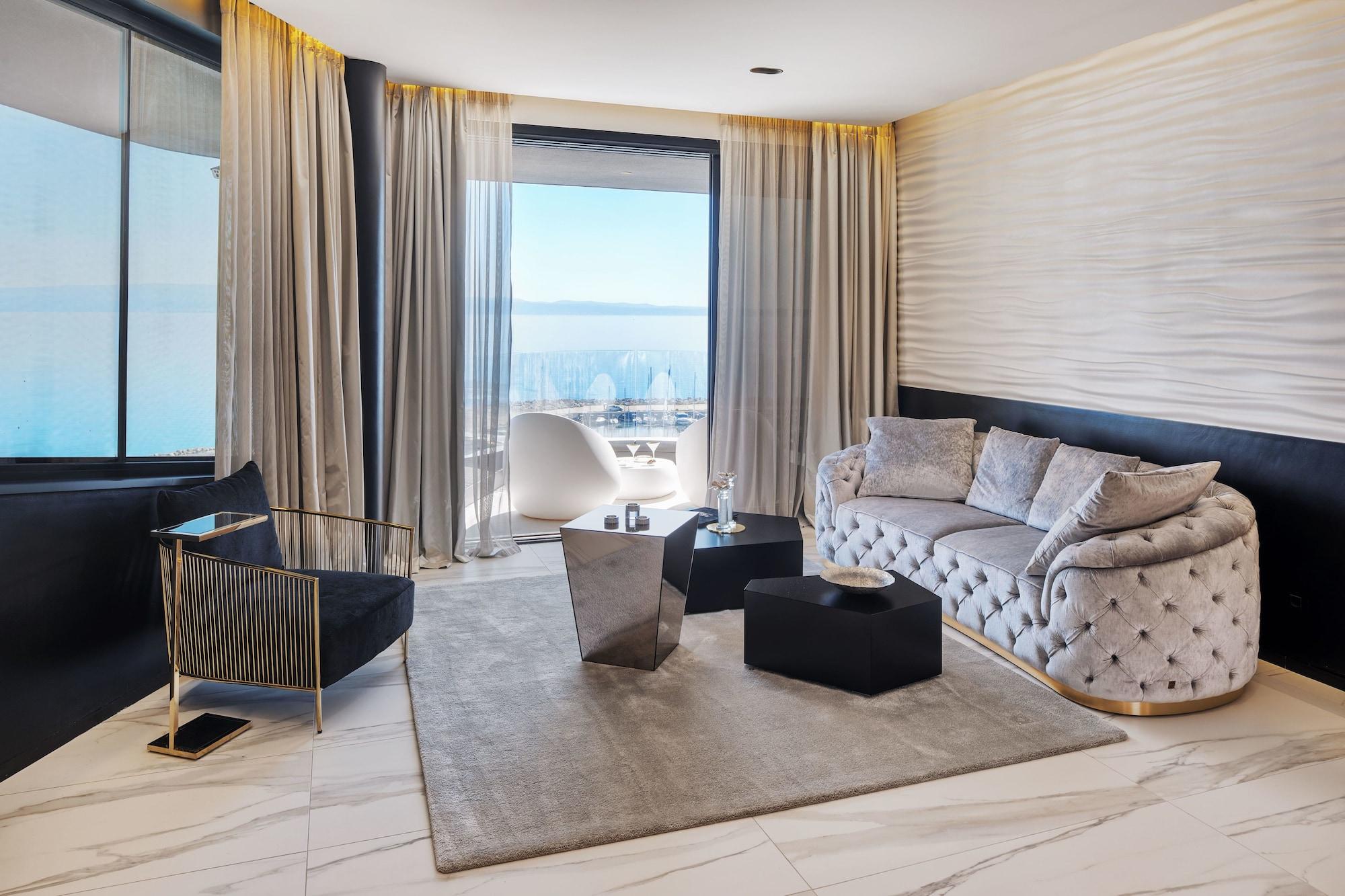 Habitación Posh Residence Luxury Suites