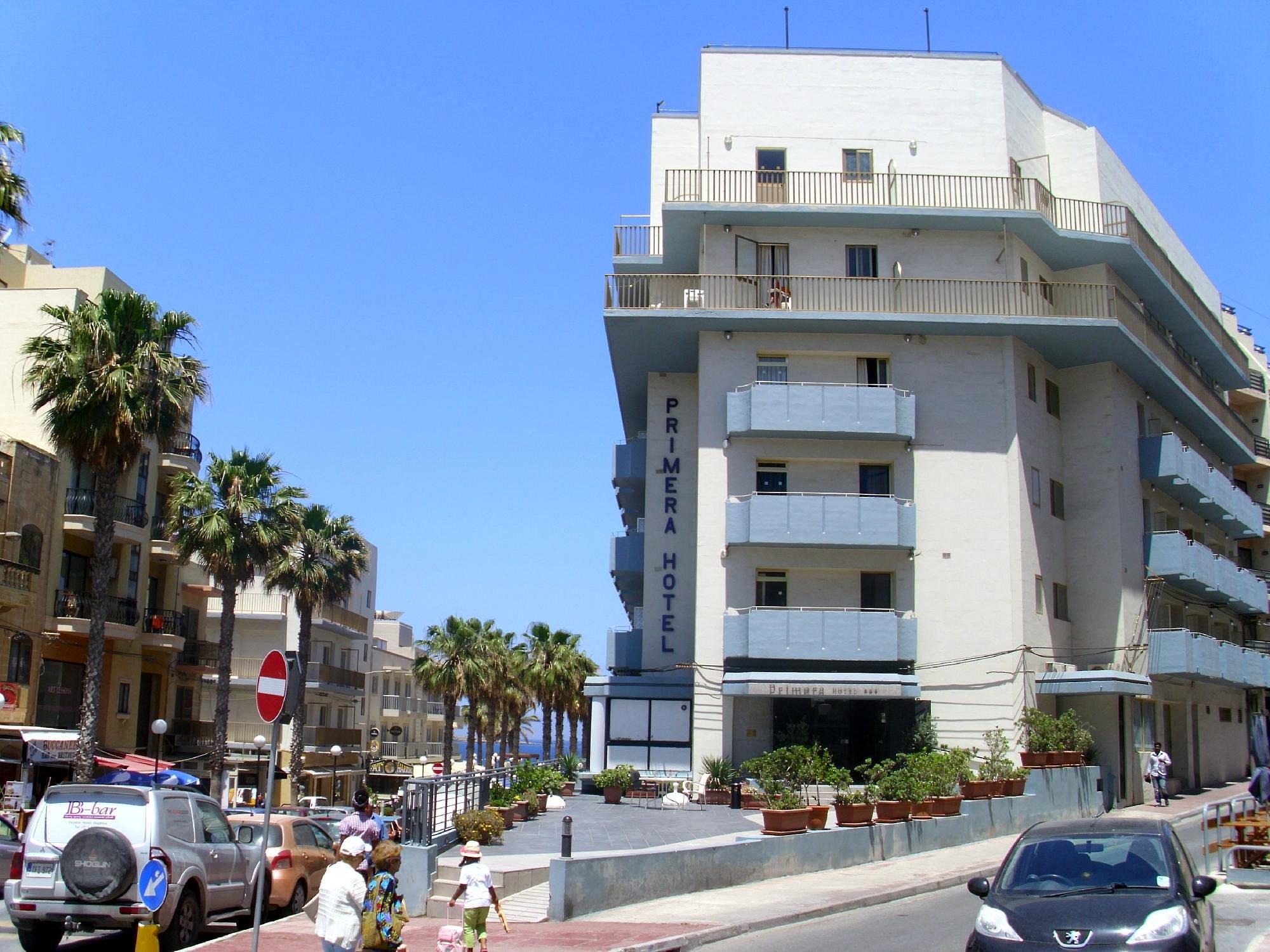 Vista Exterior Hotel Primera