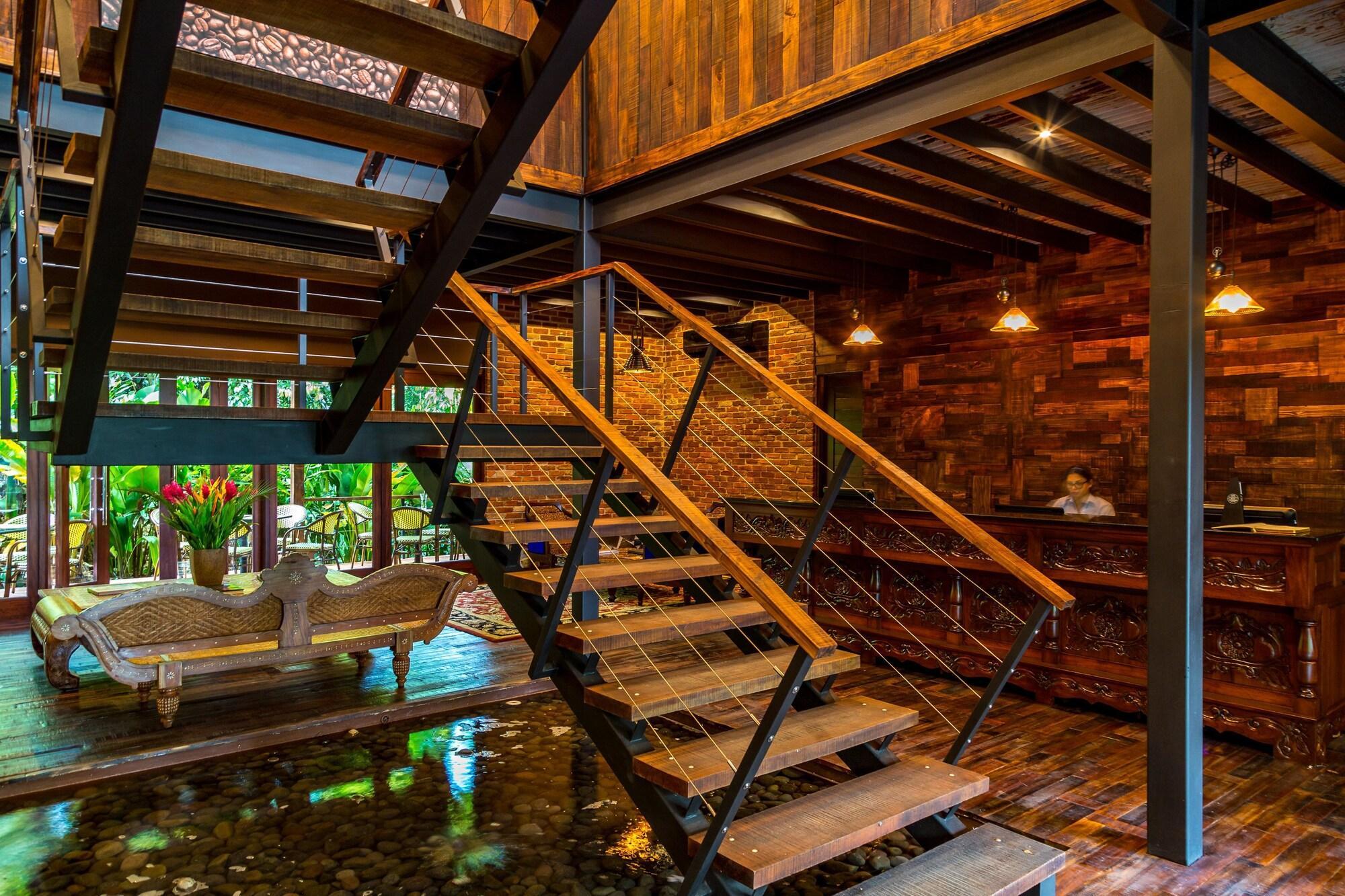 Vista Exterior Nayara Springs - Adults only