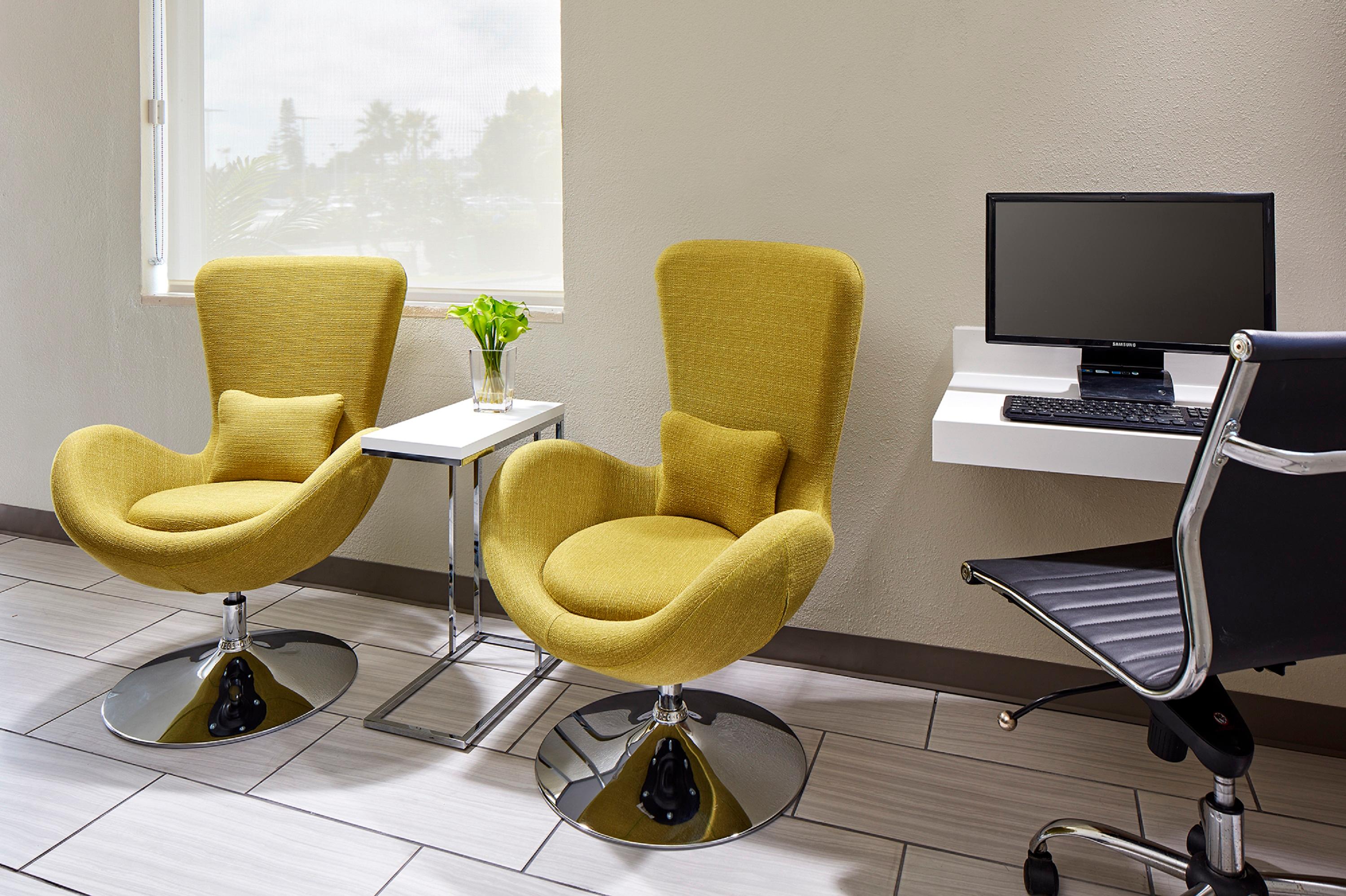 Vista Lobby SureStay Hotel by Best Western San Diego Pacific Beach