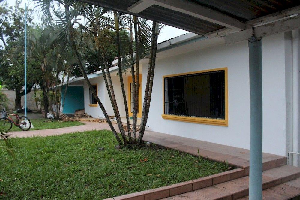 Vista Exterior 1877 Hostel