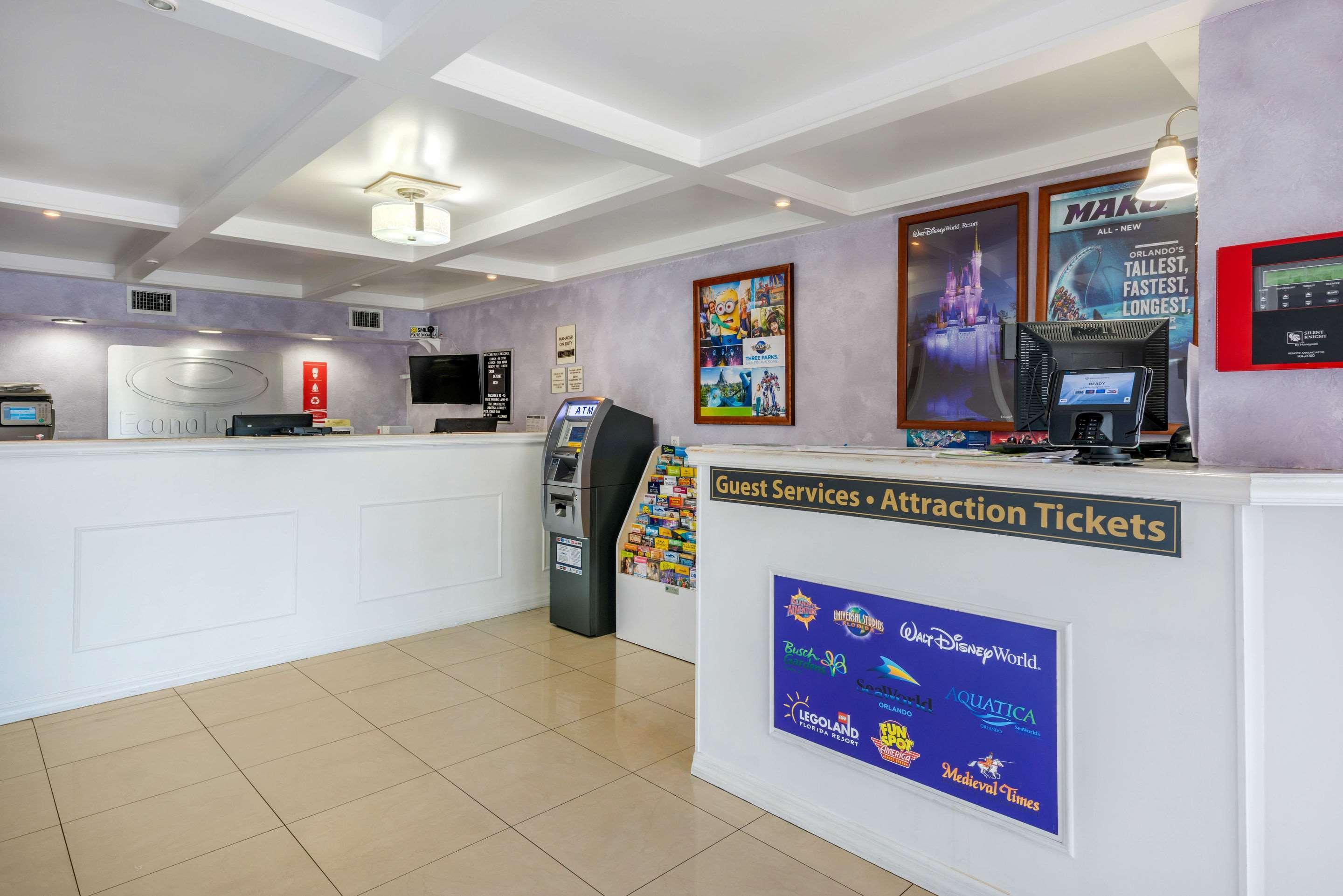 Vista Lobby Suburban Studios International Drive