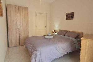 Alquiler Vacacional - COMFORTABLE THREE BEDROOM APARTMENT WITH WIFI & LOCATED IN THE CENTRE