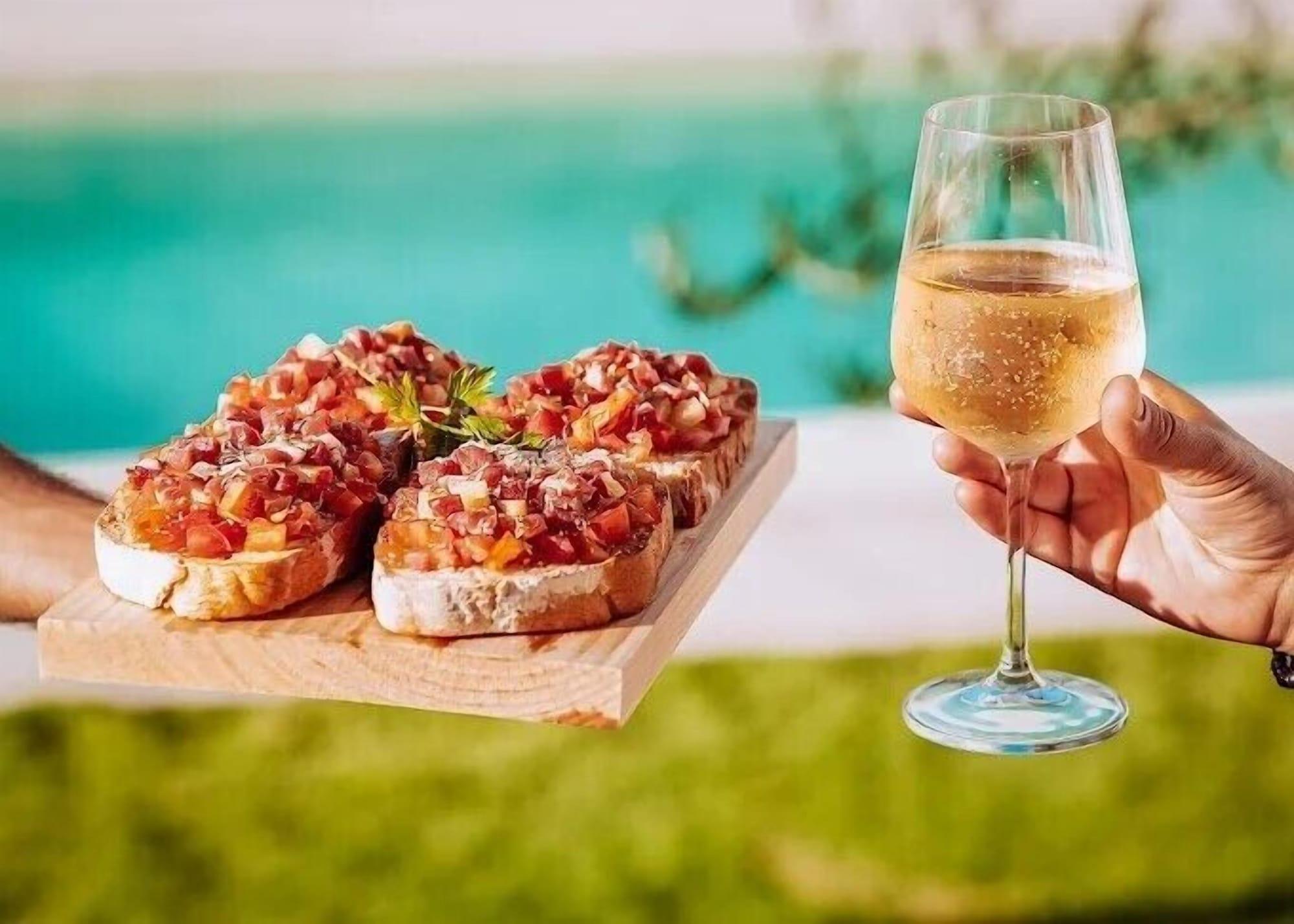 Vista Exterior Quintal do Grémio