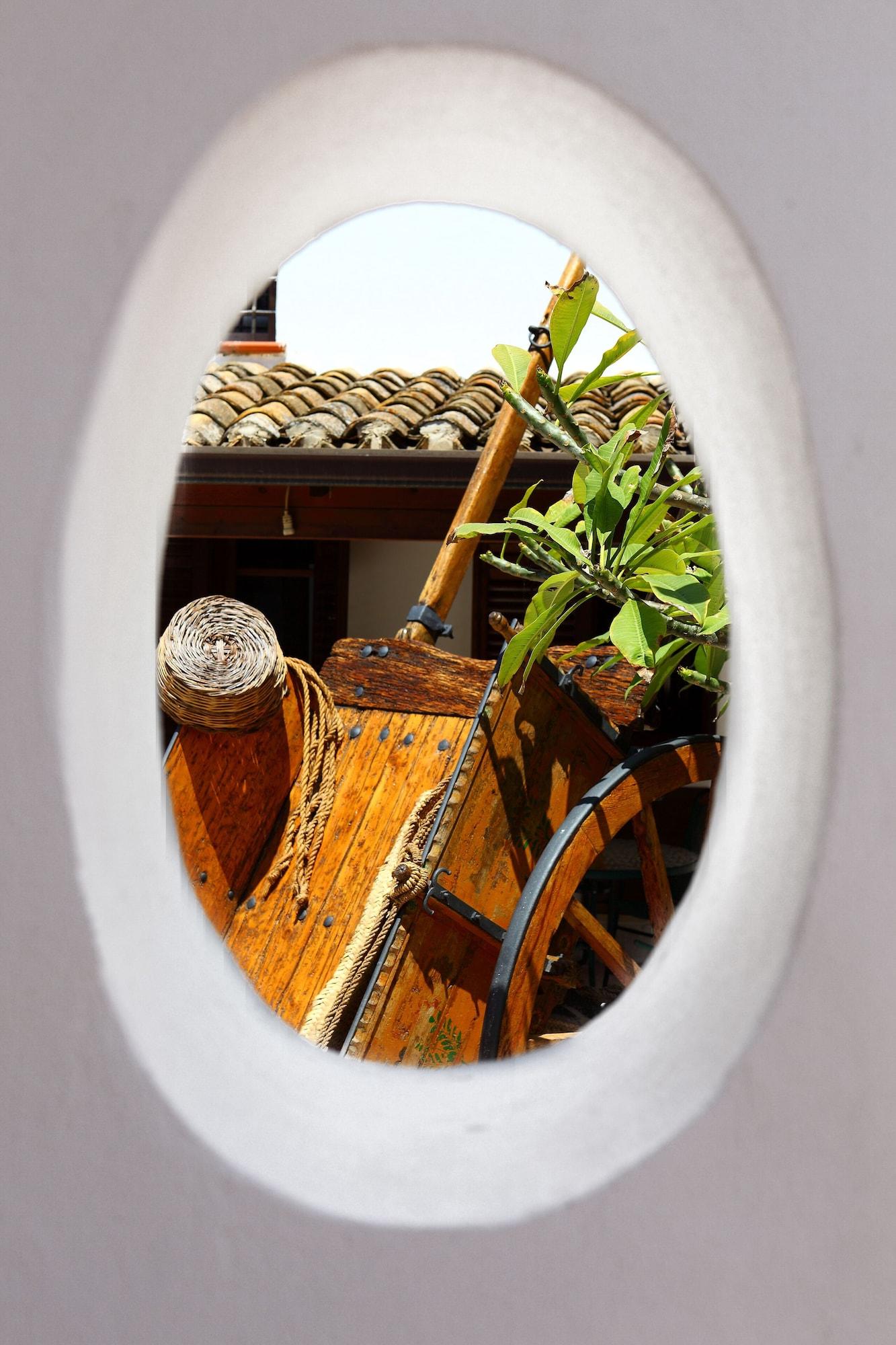 Vista Exterior Bed & Breakfast Sabir