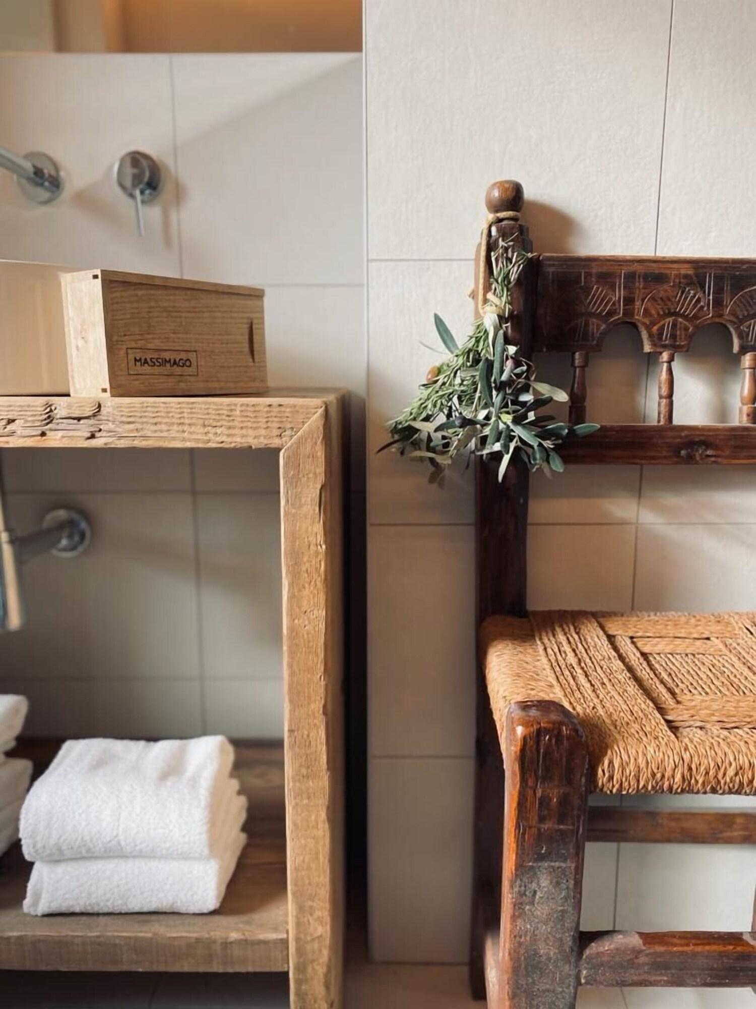 Equipamiento de Habitación Corte Massimago