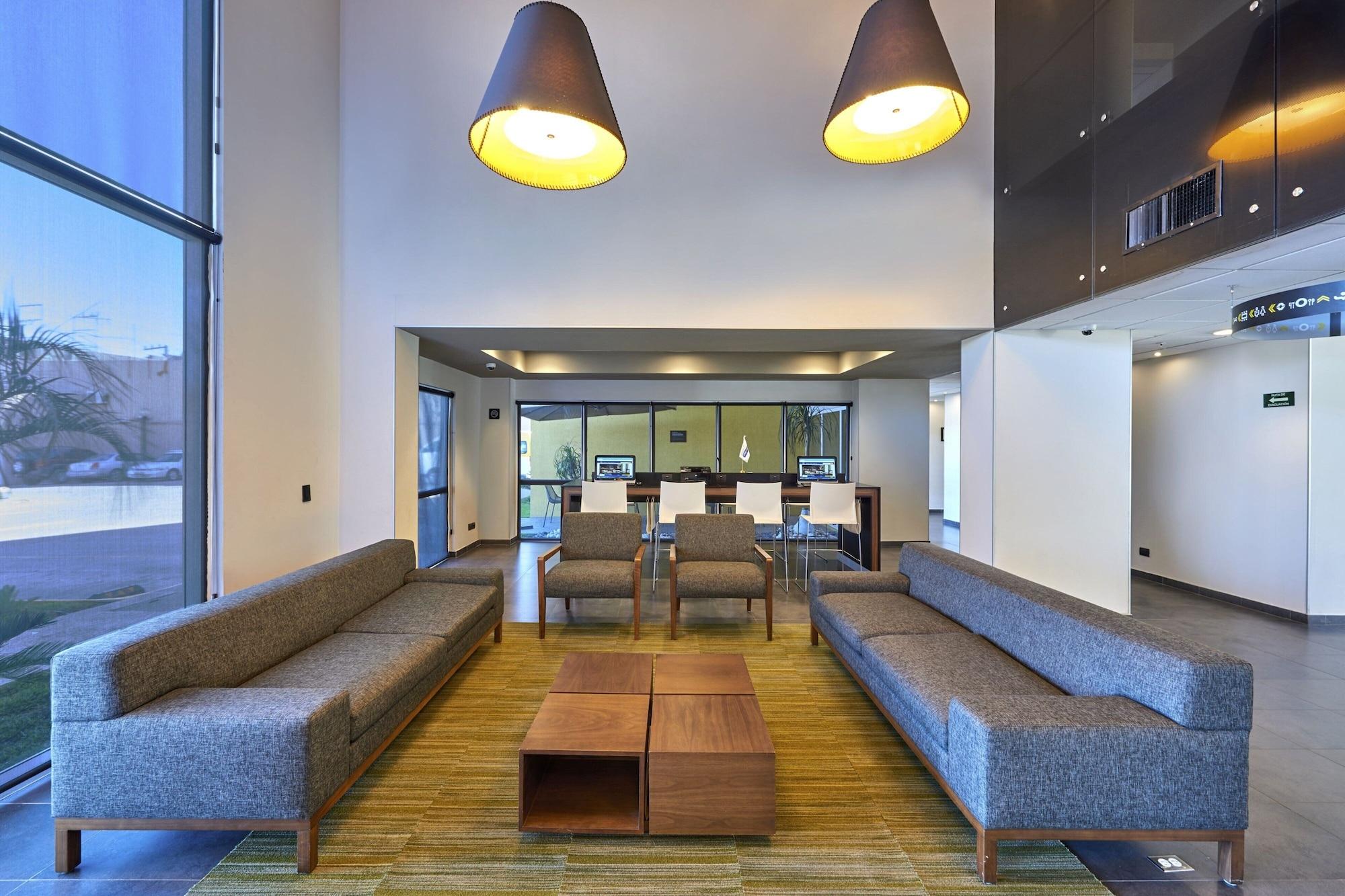 Vista Lobby City Express by Marriott Matamoros