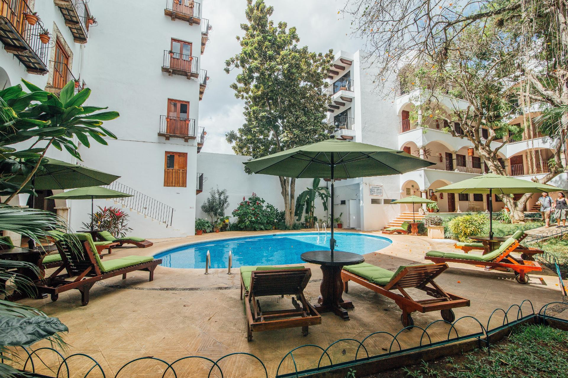 Vista Piscina El Mesón del Marqués